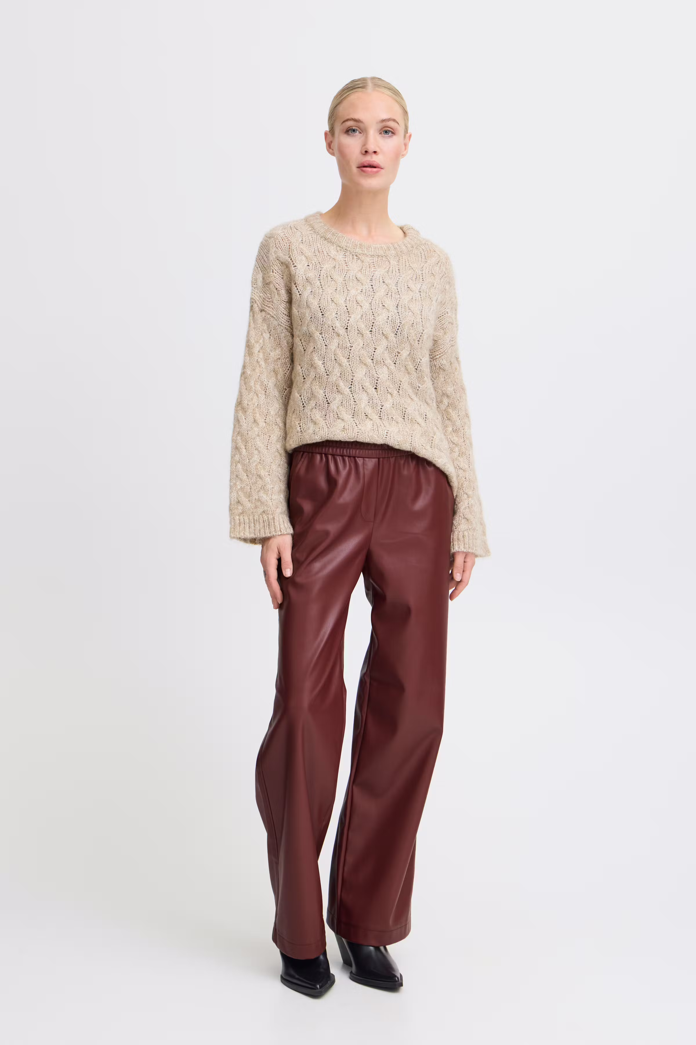 BYDAJA Bukser LOOKBOOK FRONT 20815170-191325