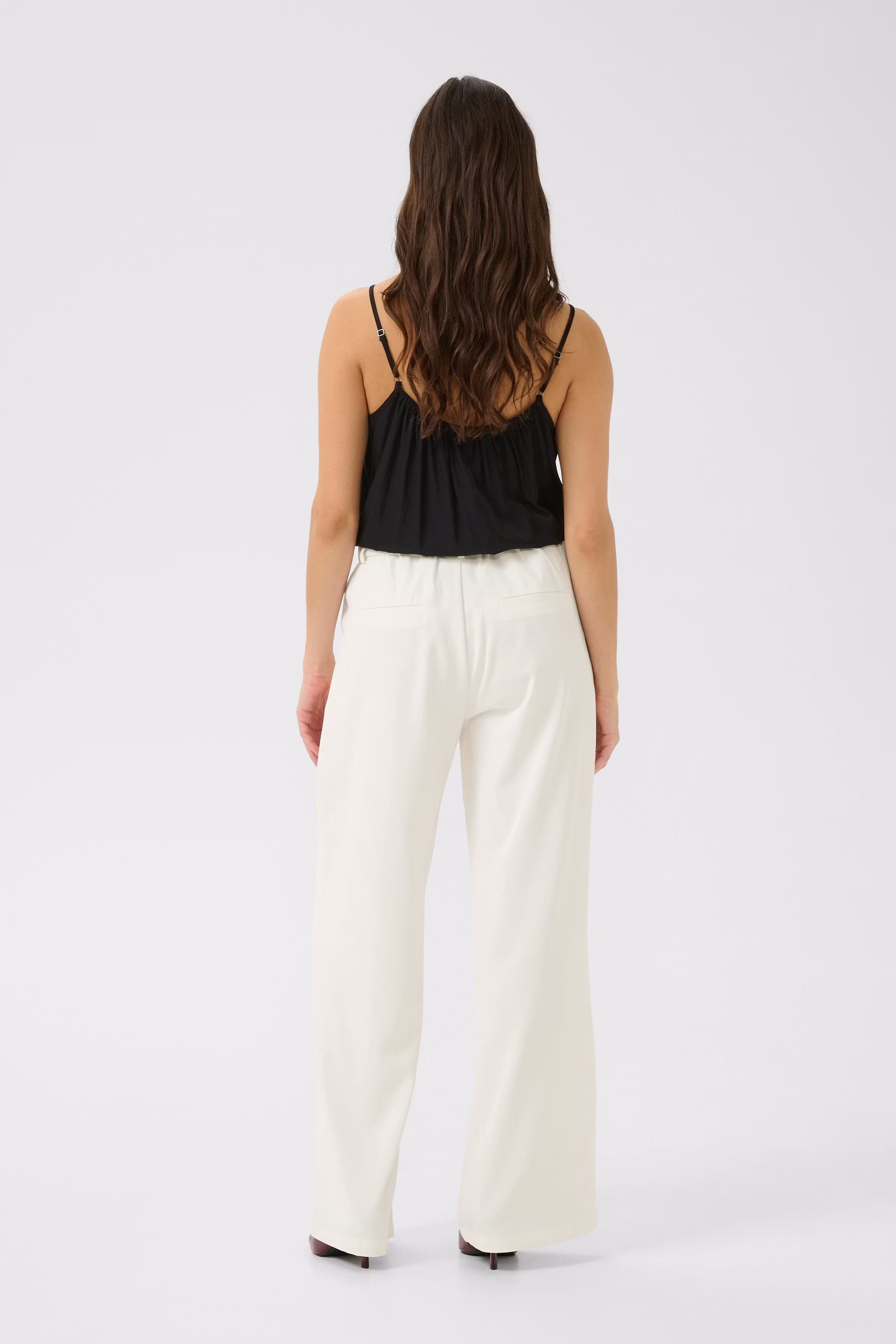 CRBencon Trousers LOOKBOOK BACK 10612349-110602