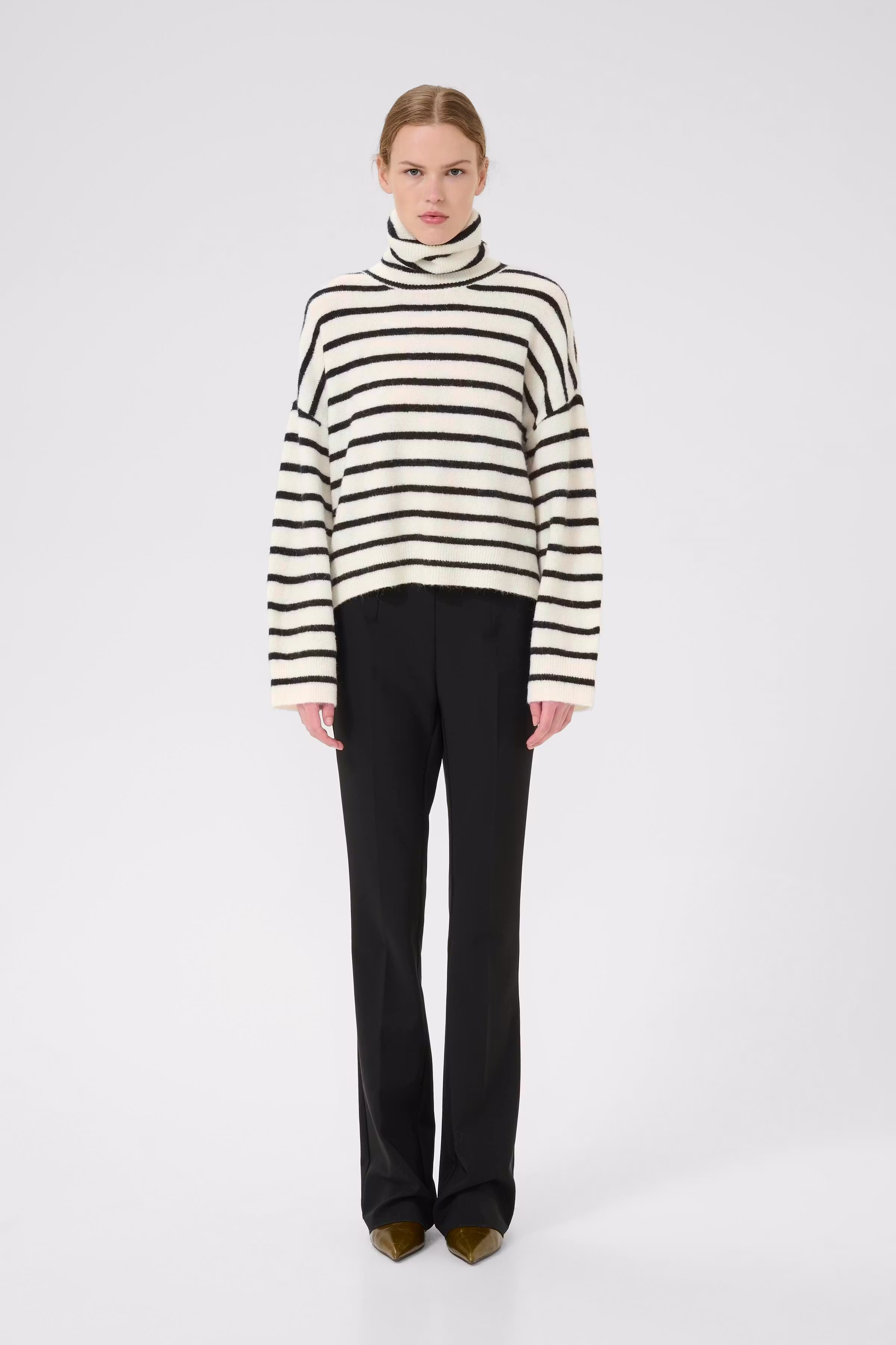 AlphaGZ Pullover LOOKBOOK FRONT 10909345-106145