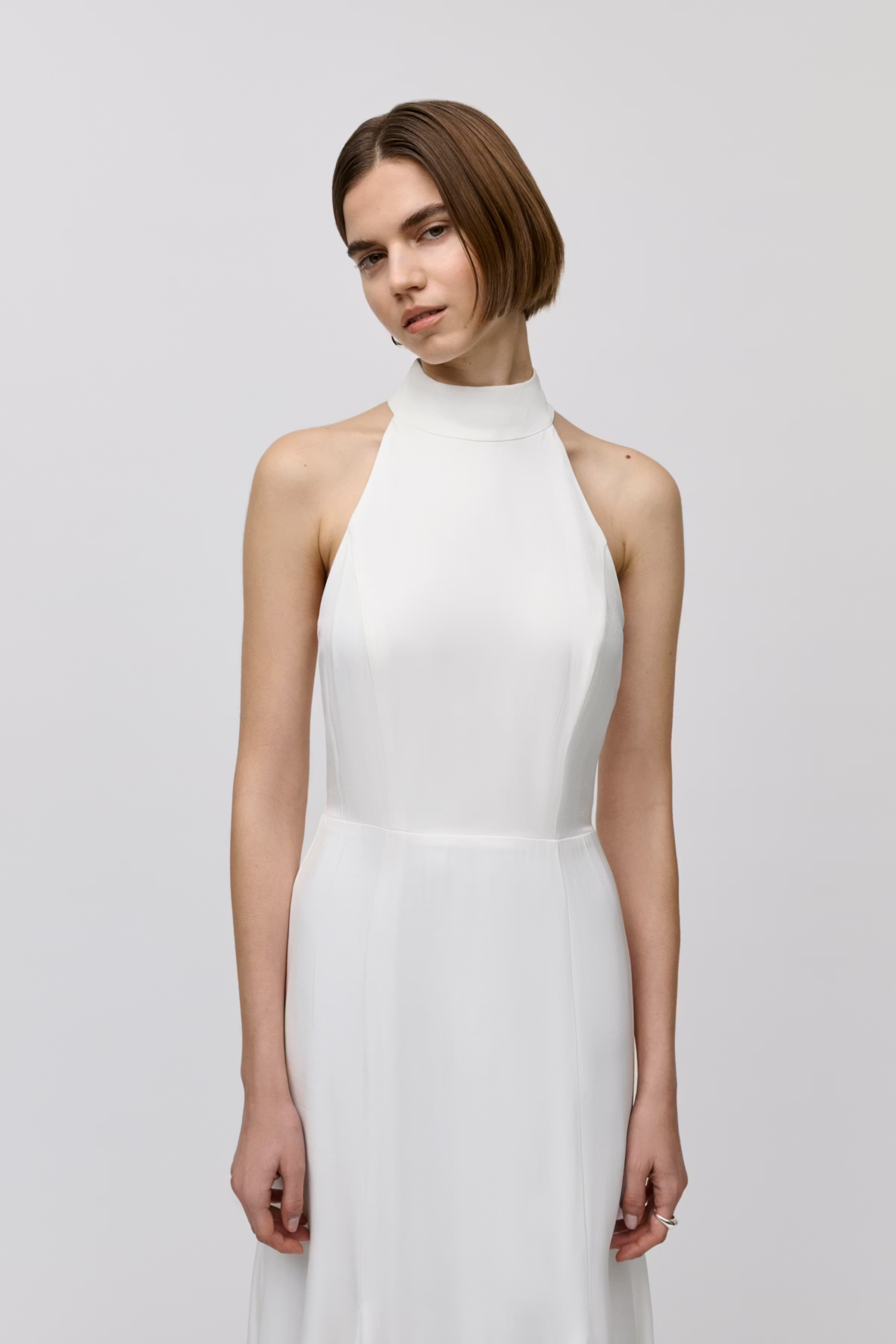 MEREDITH Dress LOOKBOOK FRONT 30600555-WH010