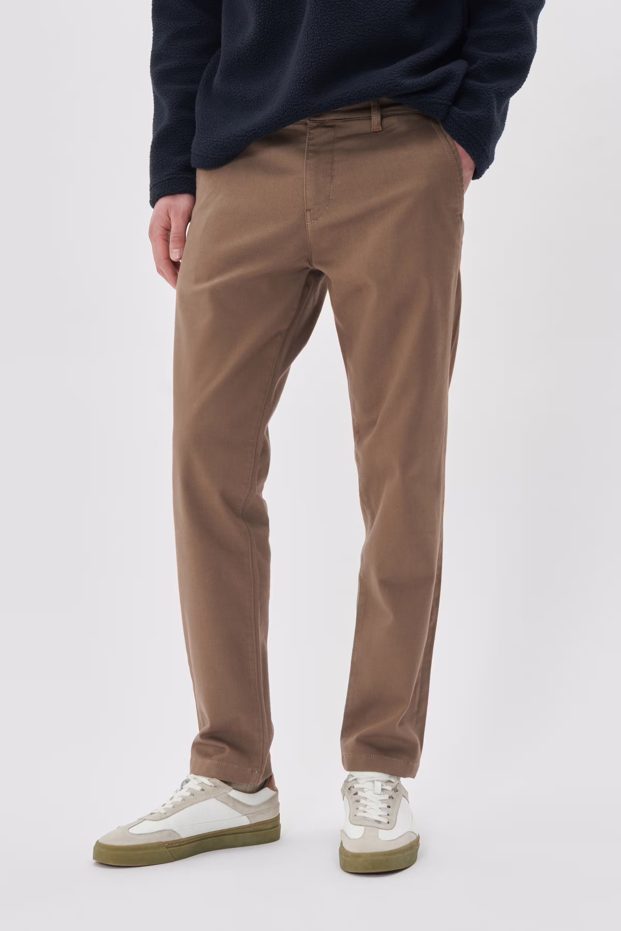 MAparker Hose LOOKBOOK FRONT 30206892-190808