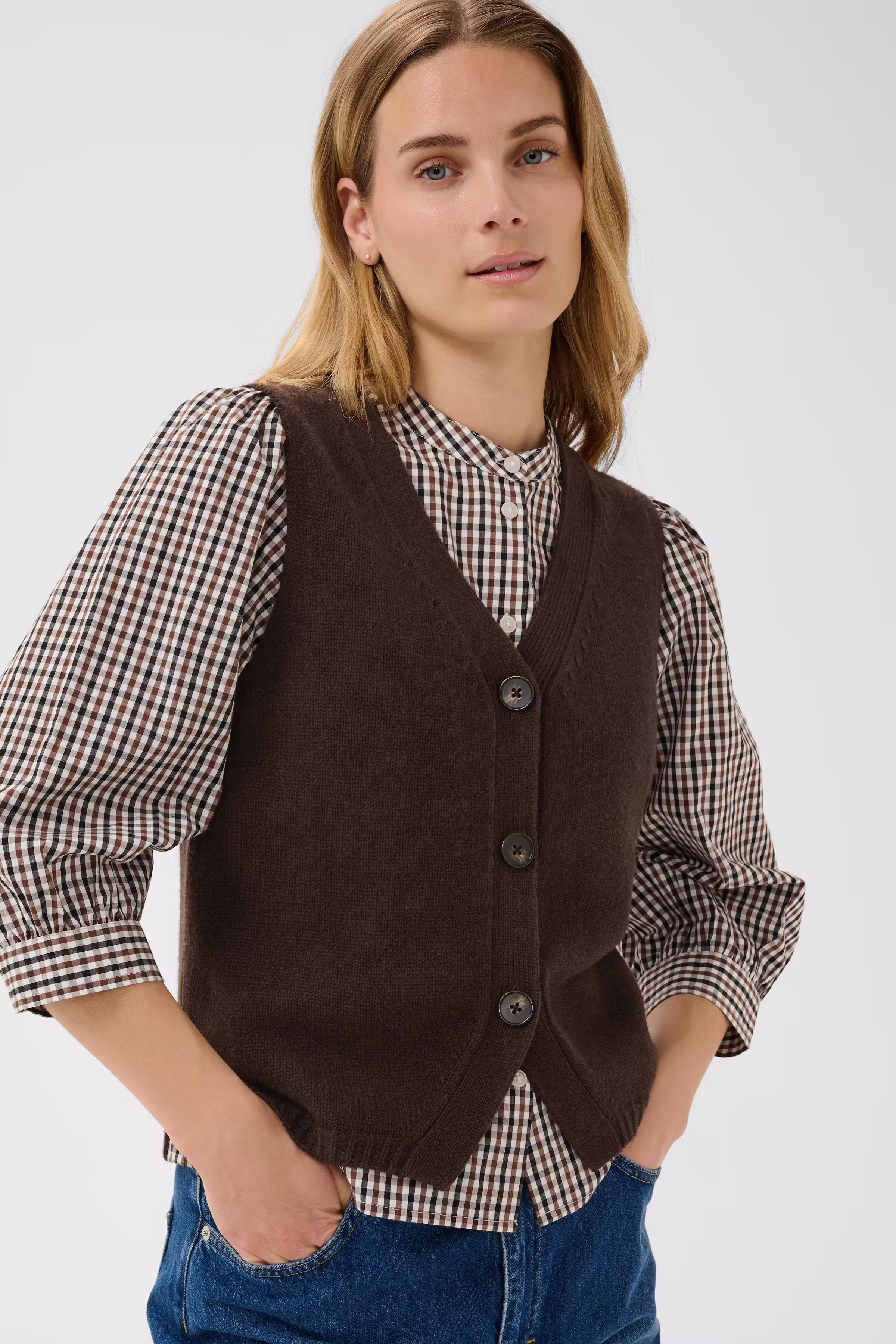 SylvaPW Vest LOOKBOOK DETAIL 30310052-191106
