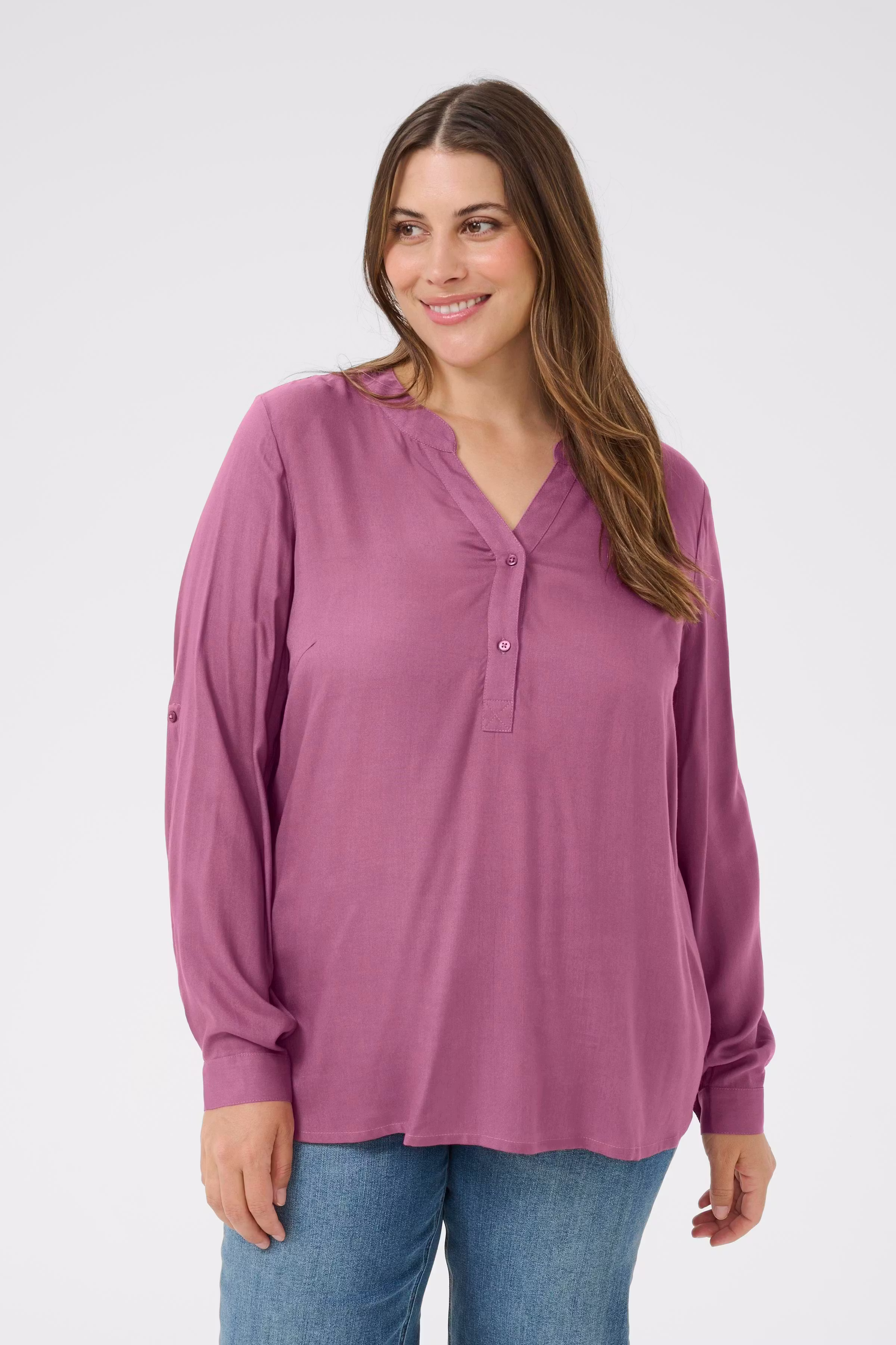 KCsida Bluse LOOKBOOK FRONT 10583373-181709