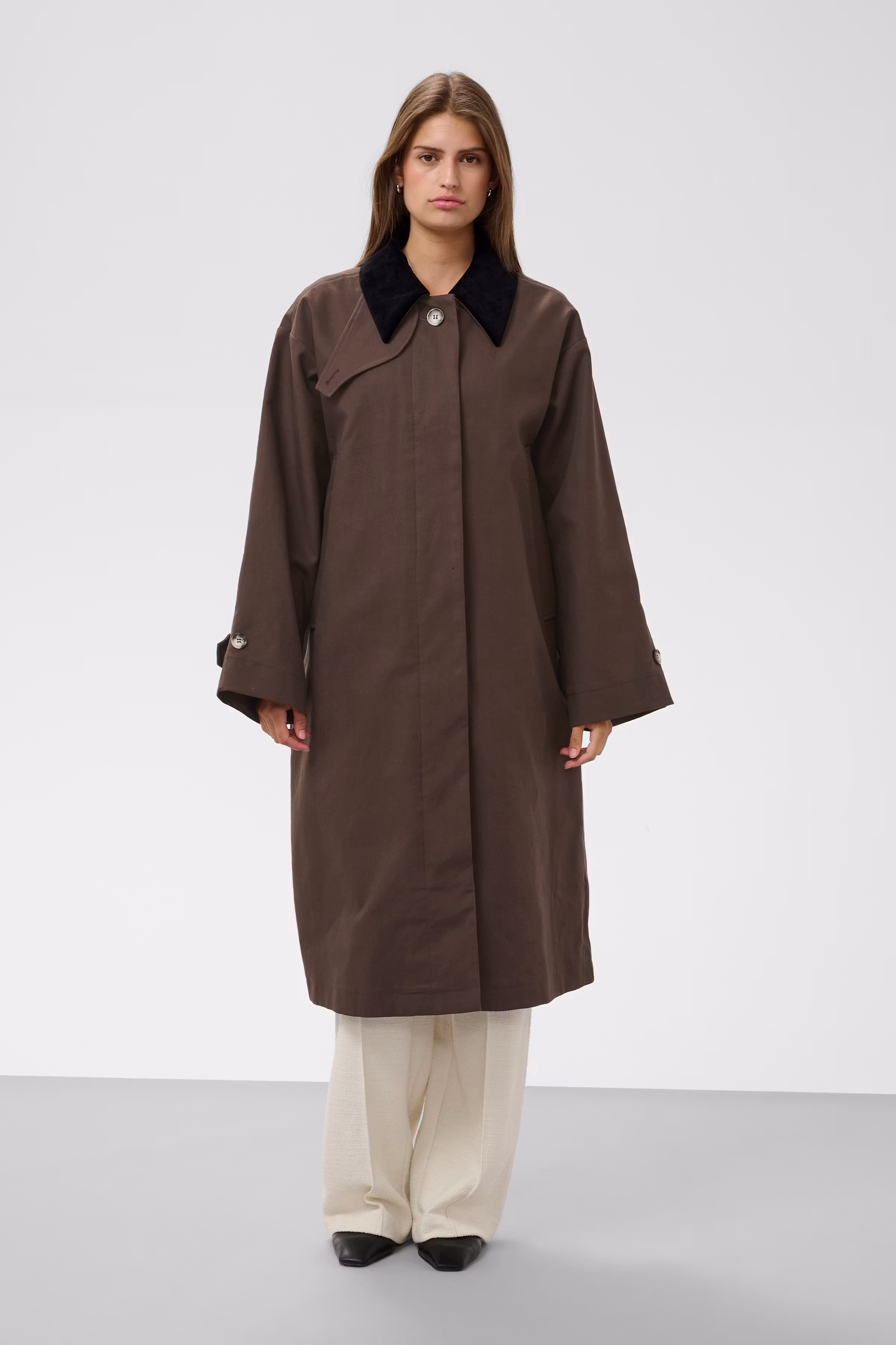 SLJennah Coat LOOKBOOK FRONT 30407855-190912
