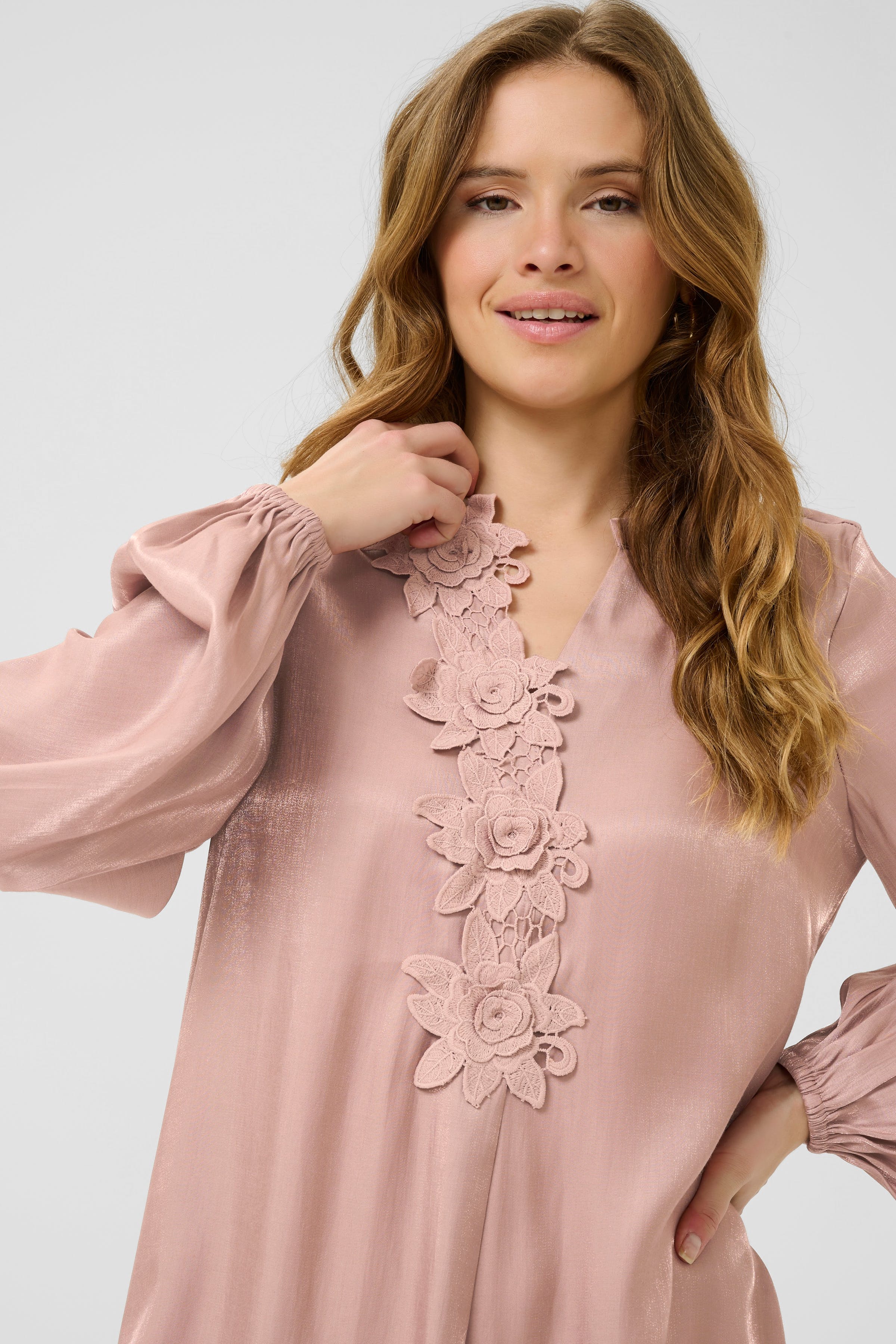 CUfiola Kjole LOOKBOOK DETAIL 50112463-161806