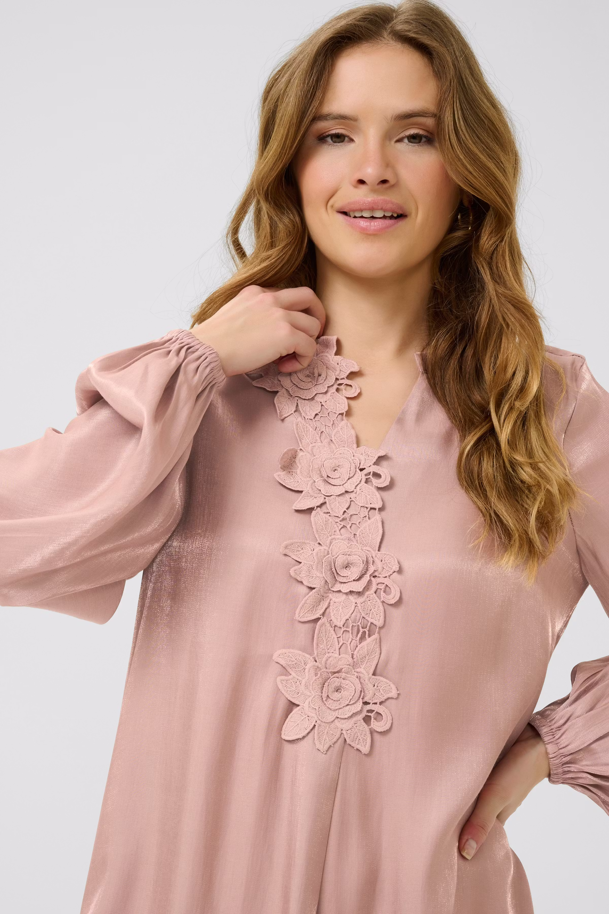 CUfiola Kleid LOOKBOOK DETAIL 50112463-161806