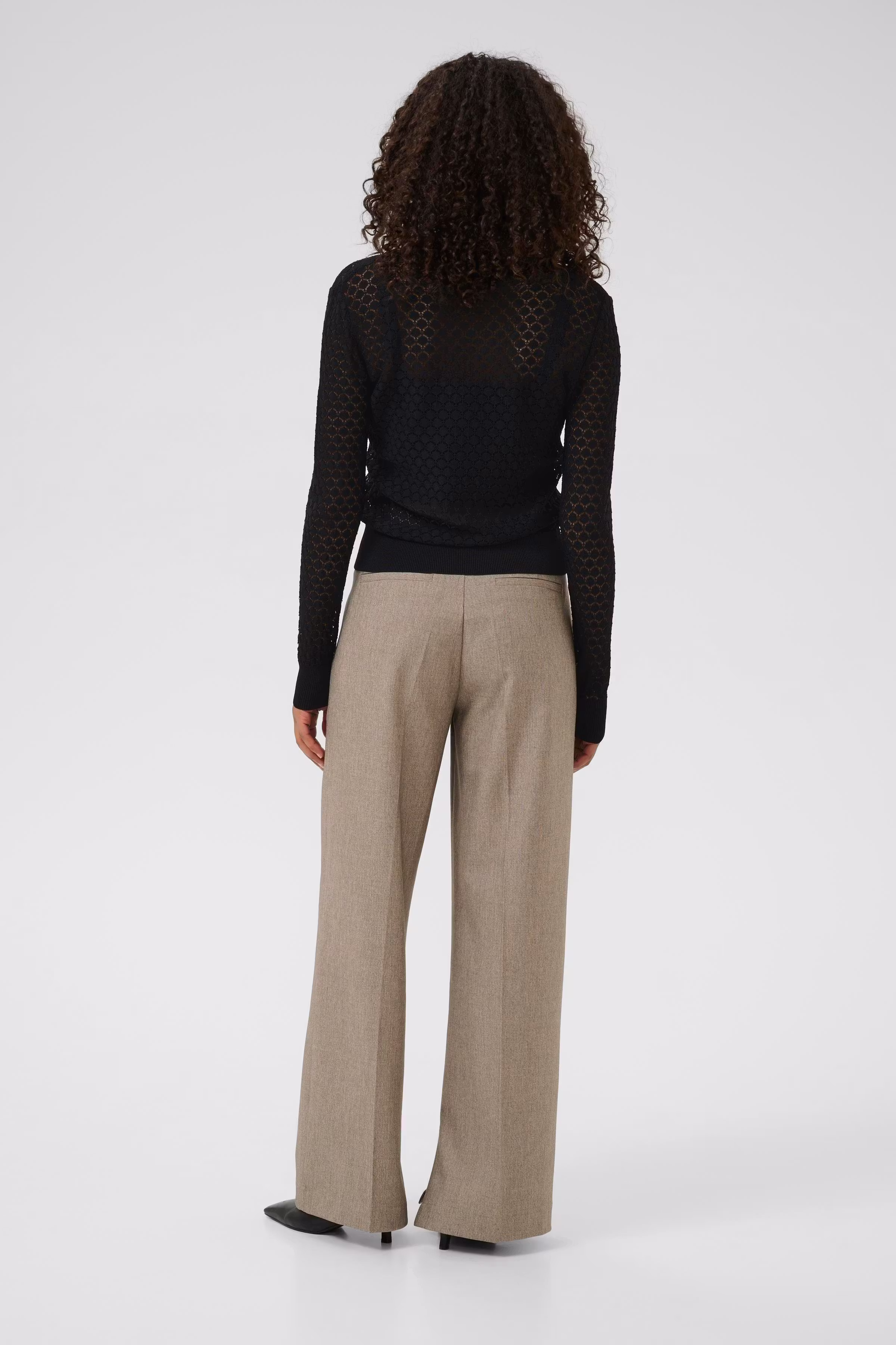 KAraiko Pullover LOOKBOOK BACK 10510262-100121