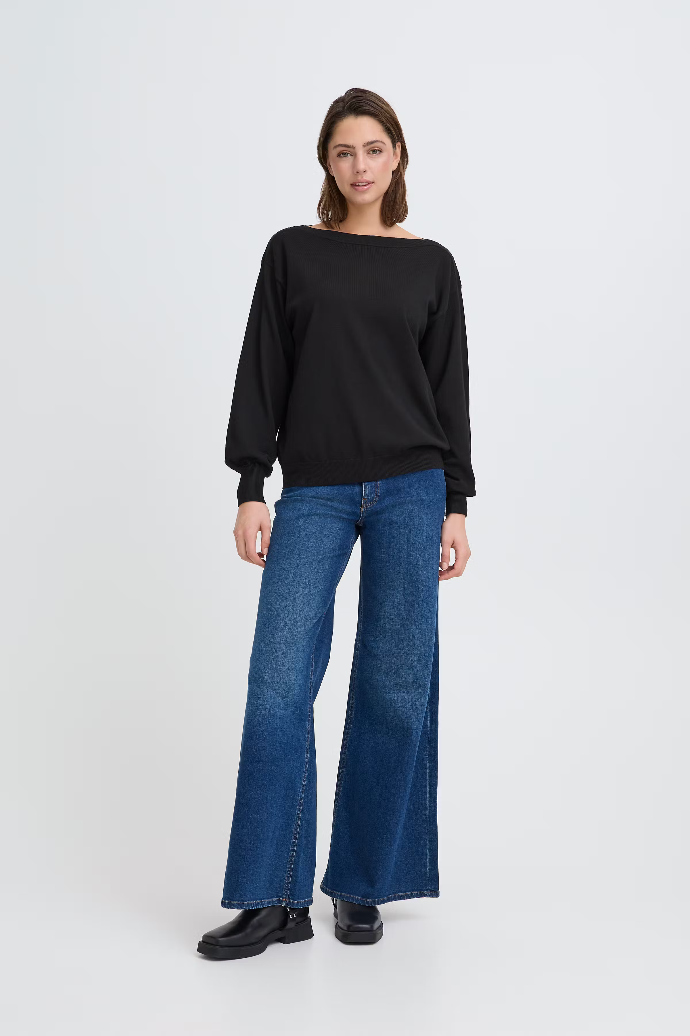 IHLULS Boat neck Pullover LOOKBOOK FRONT 20125811-194008