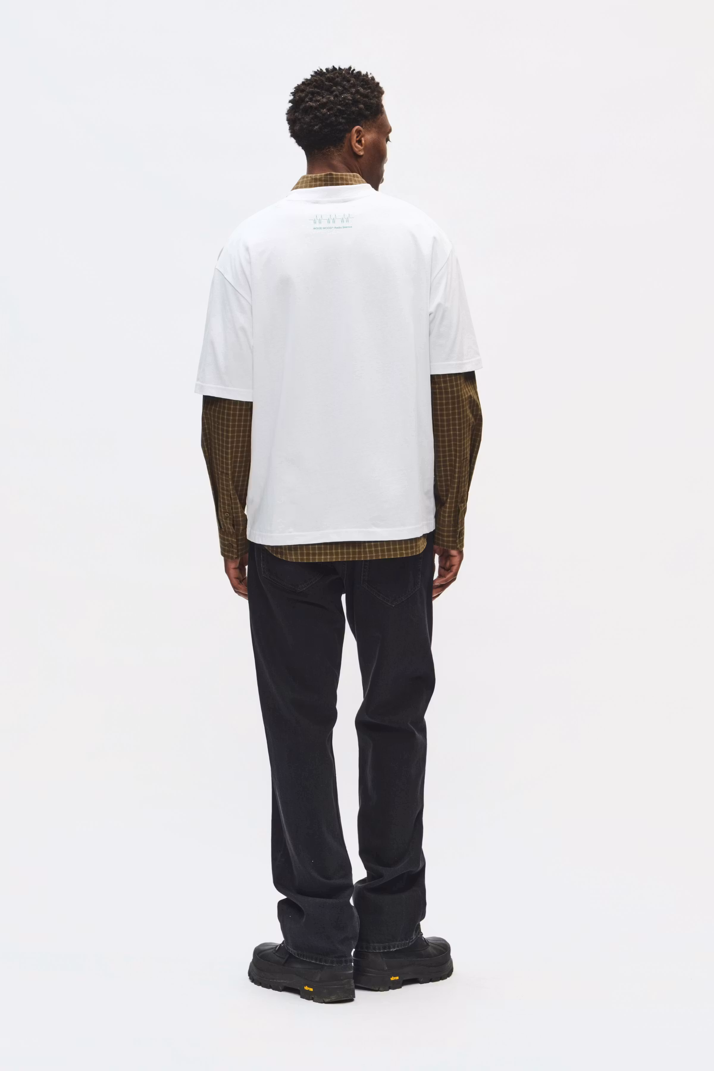 WWGary Radio T-shirt LOOKBOOK BACK 30252268-110601