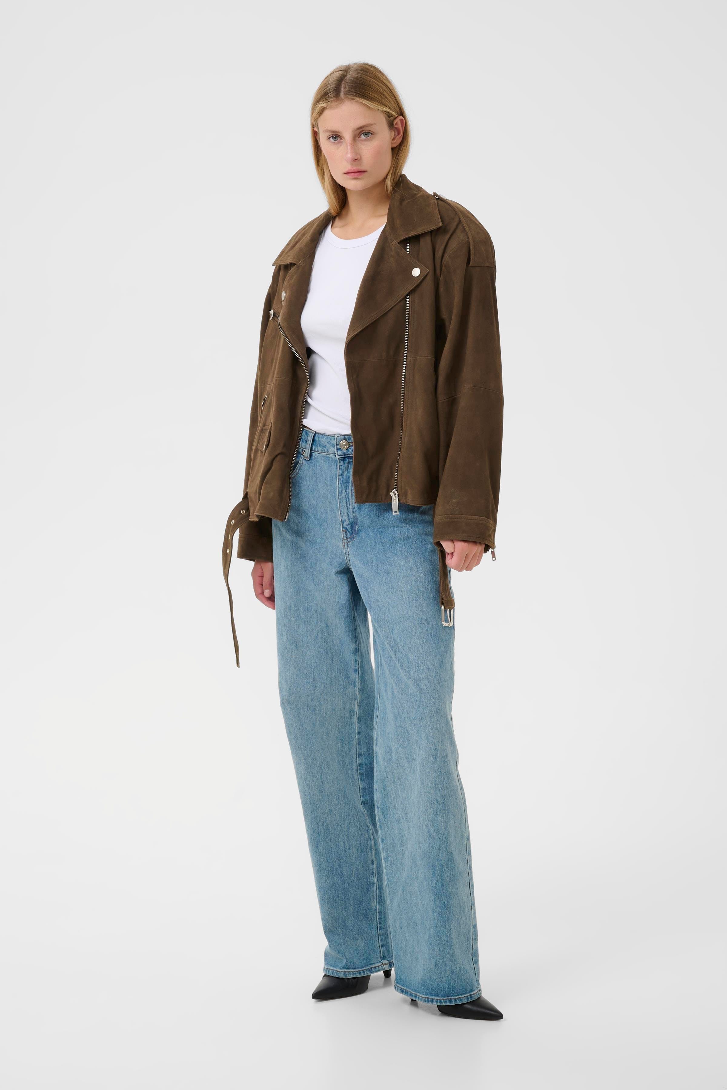 GZvida Mockajacka LOOKBOOK FRONT 10911118-191119