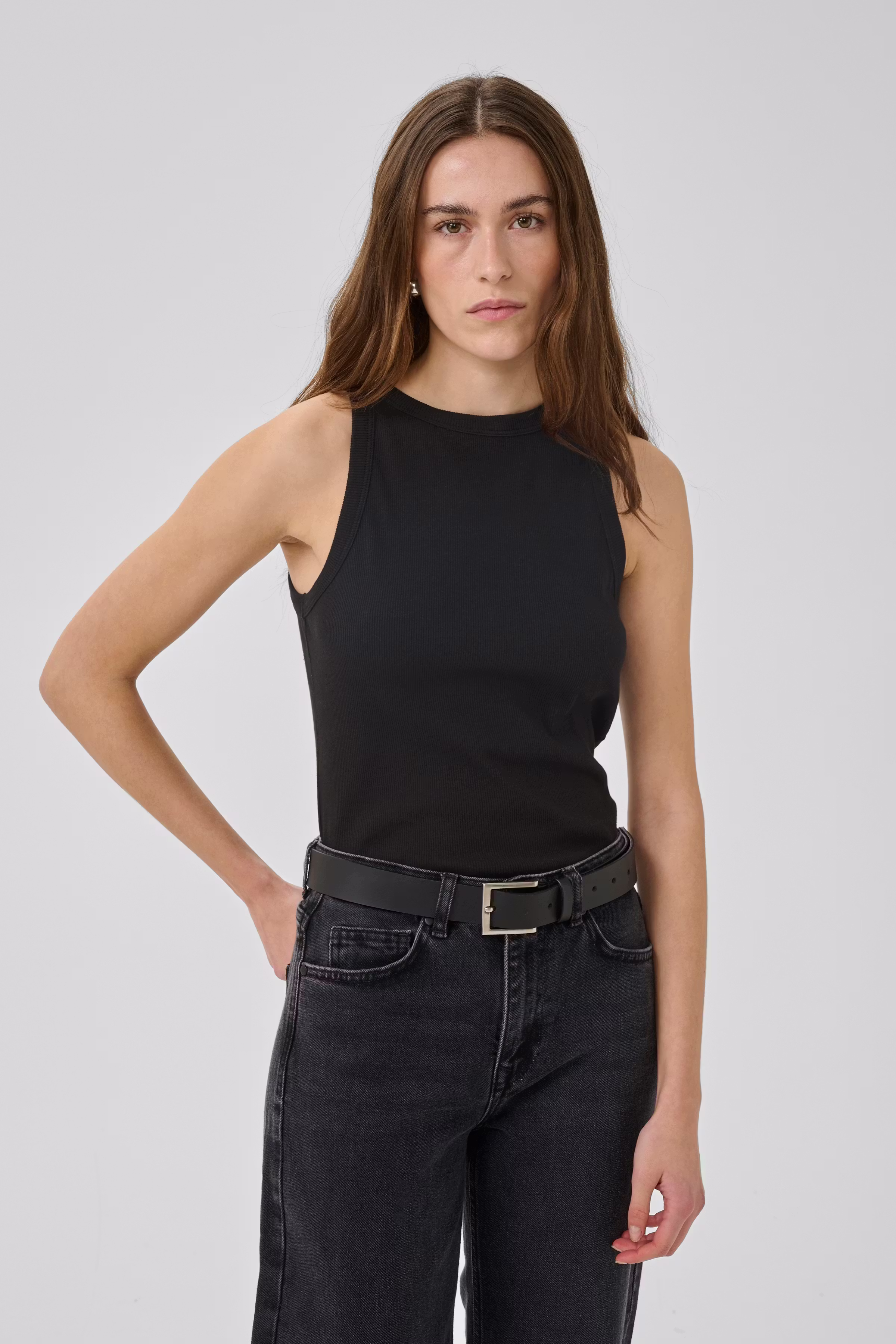 MWMandy Top LOOKBOOK FRONT 10705410-100031