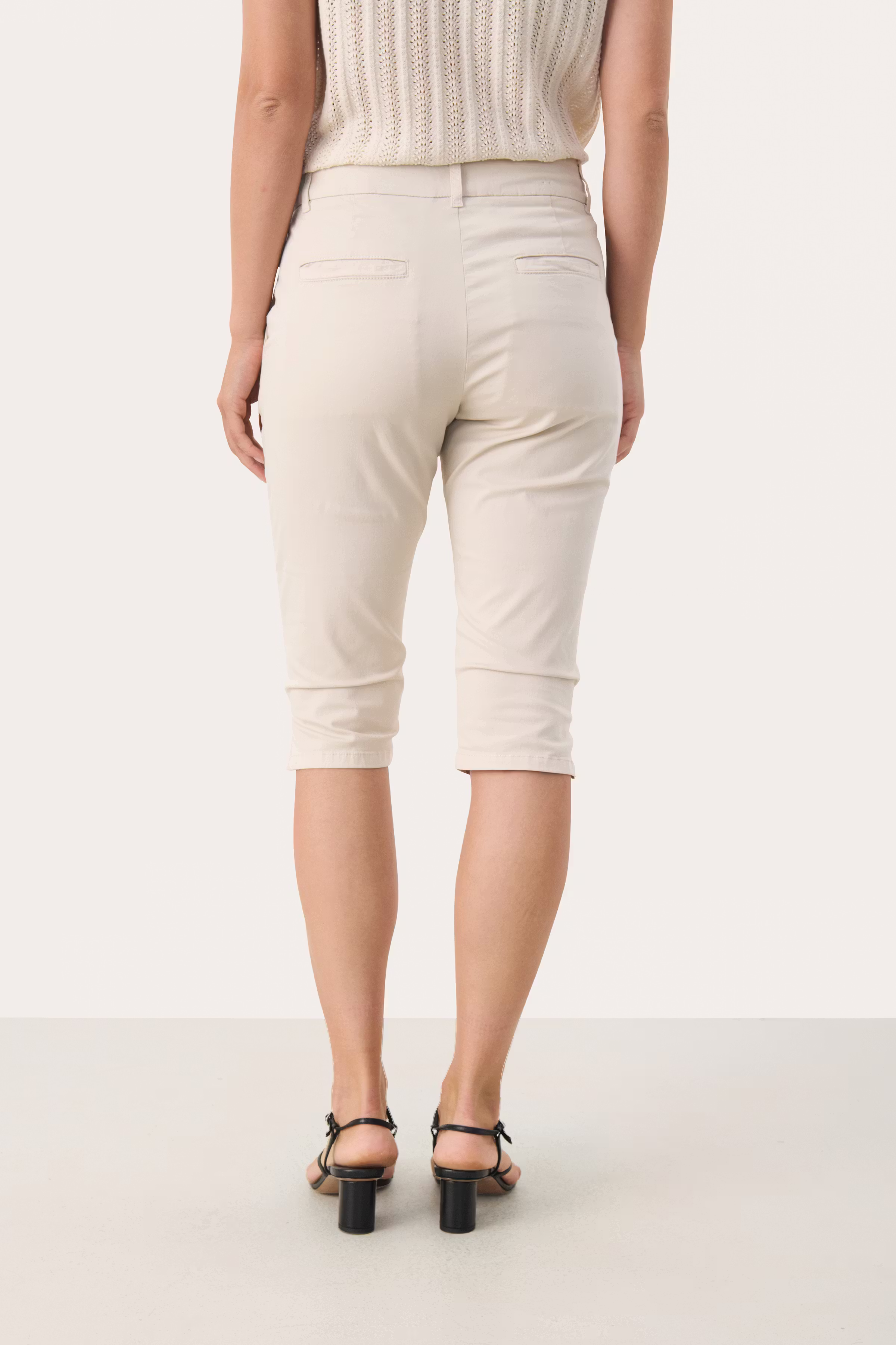 RenataPW Capribyxor LOOKBOOK BACK 30309607-130400