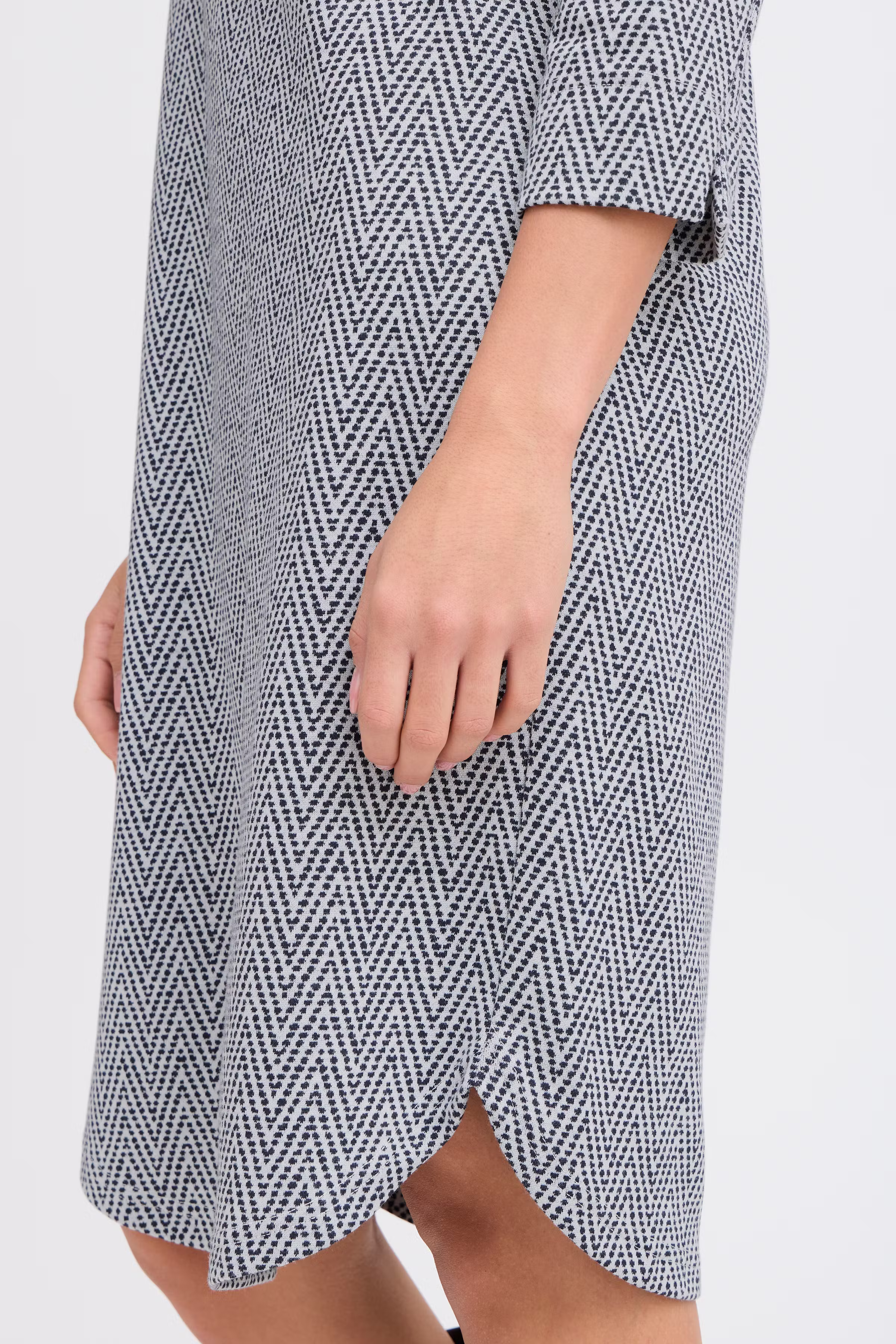 FRVARA DR 1 Jersey kjole LOOKBOOK DETAIL 20615216-204252