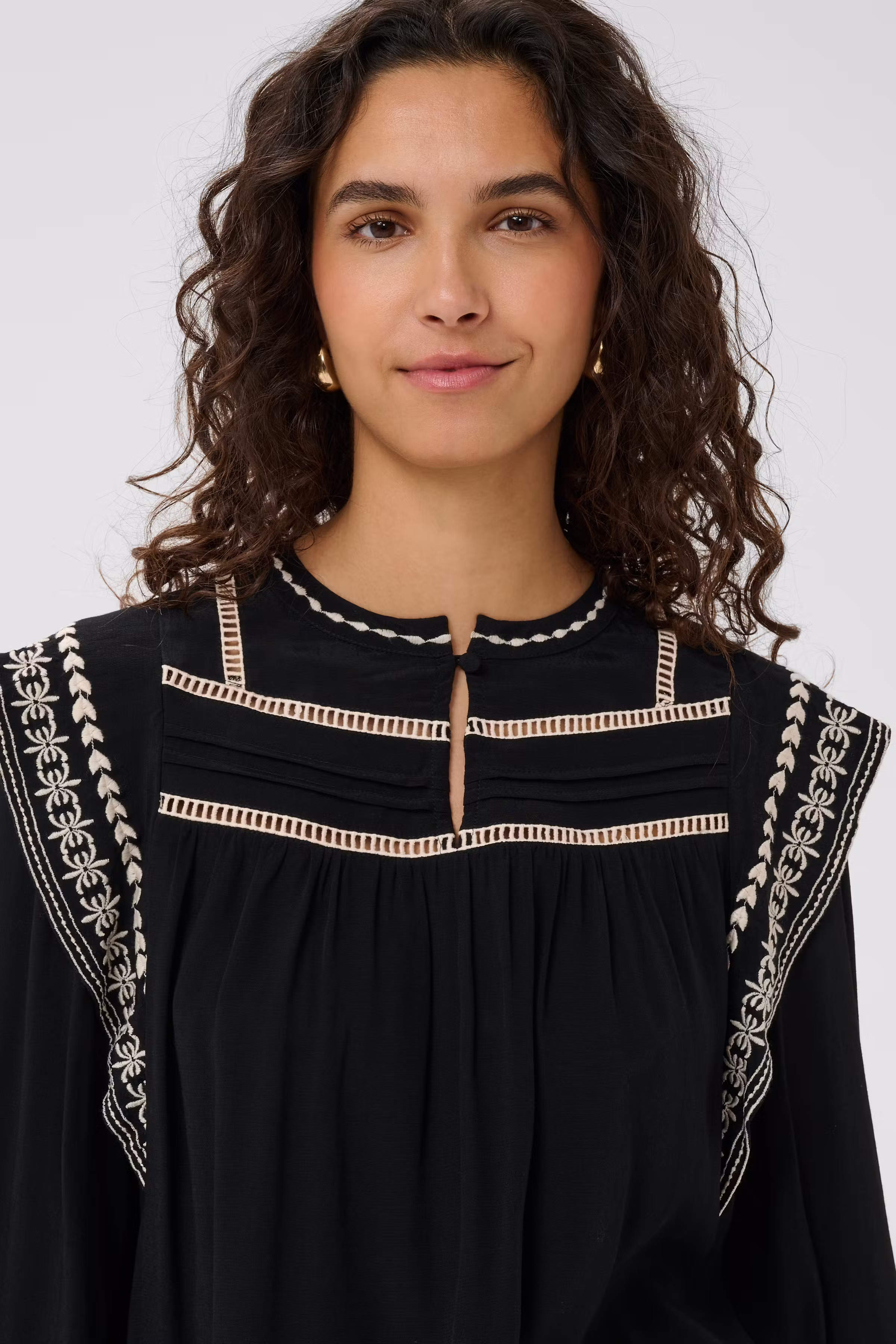 RosaliaSZ Shirt LOOKBOOK DETAIL 30515051-193911