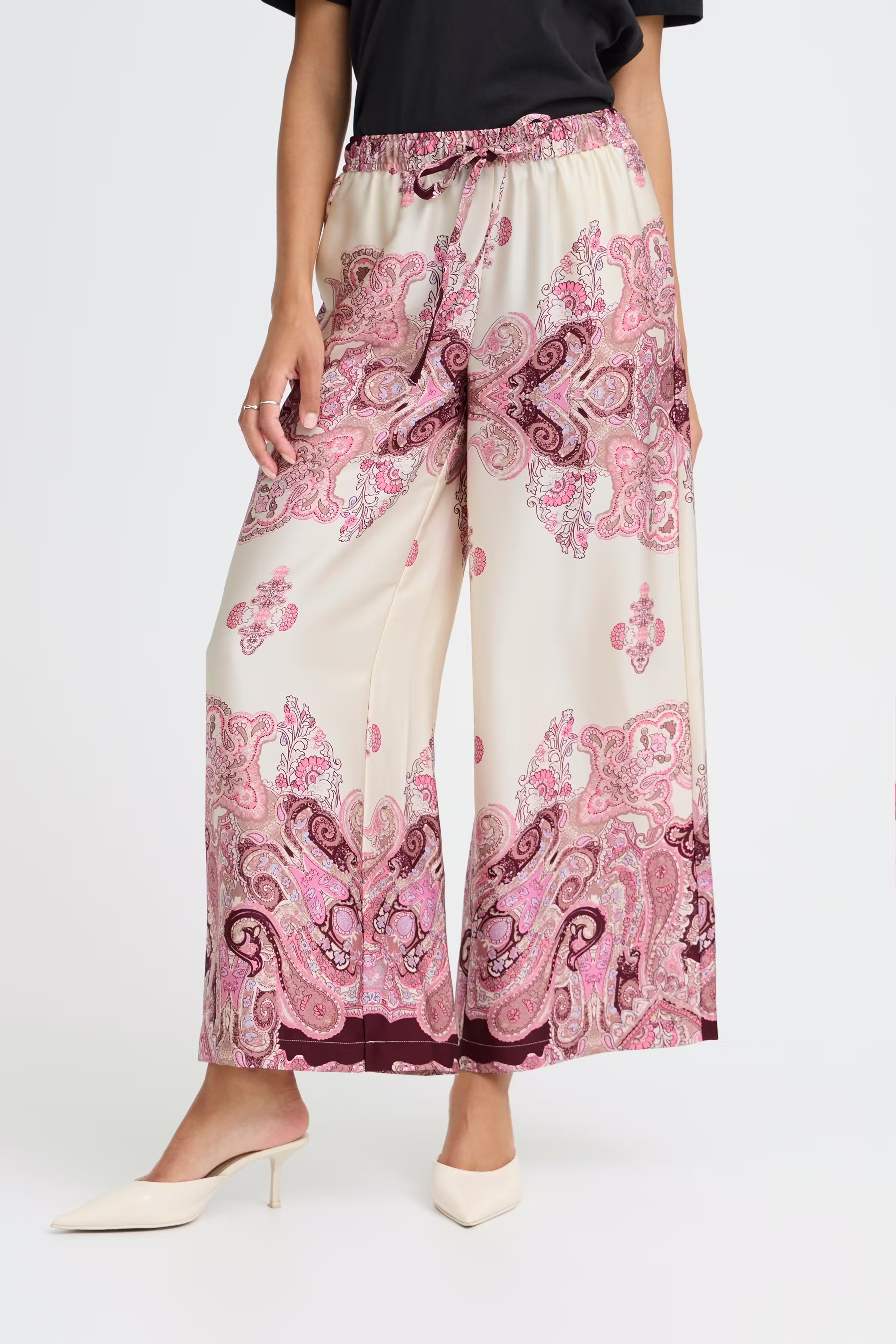 BYJANNIKE Broek LOOKBOOK FRONT 20819428-900008773