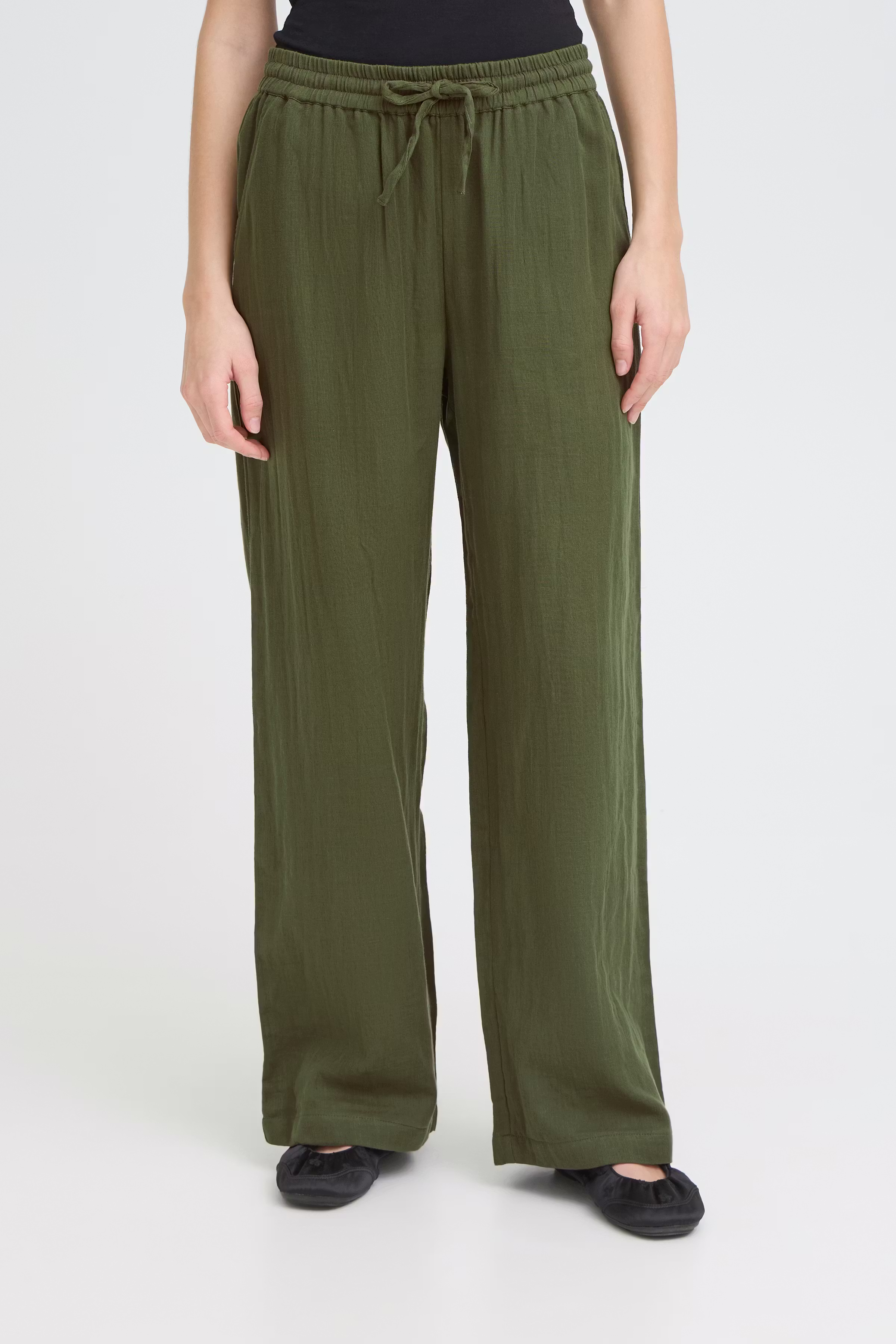 IAFOXA Trousers LOOKBOOK FRONT 20121644-190511