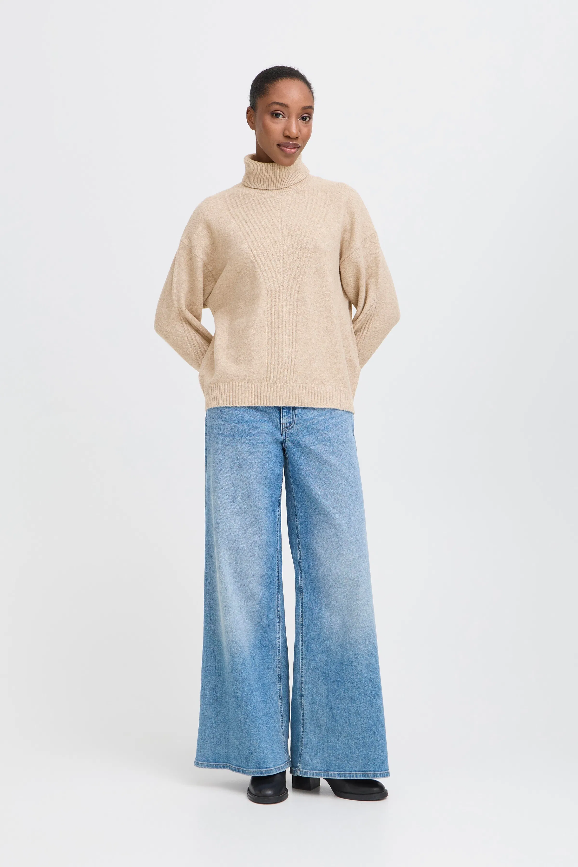 IHDASILA Pullover LOOKBOOK FRONT 20124213-1304011