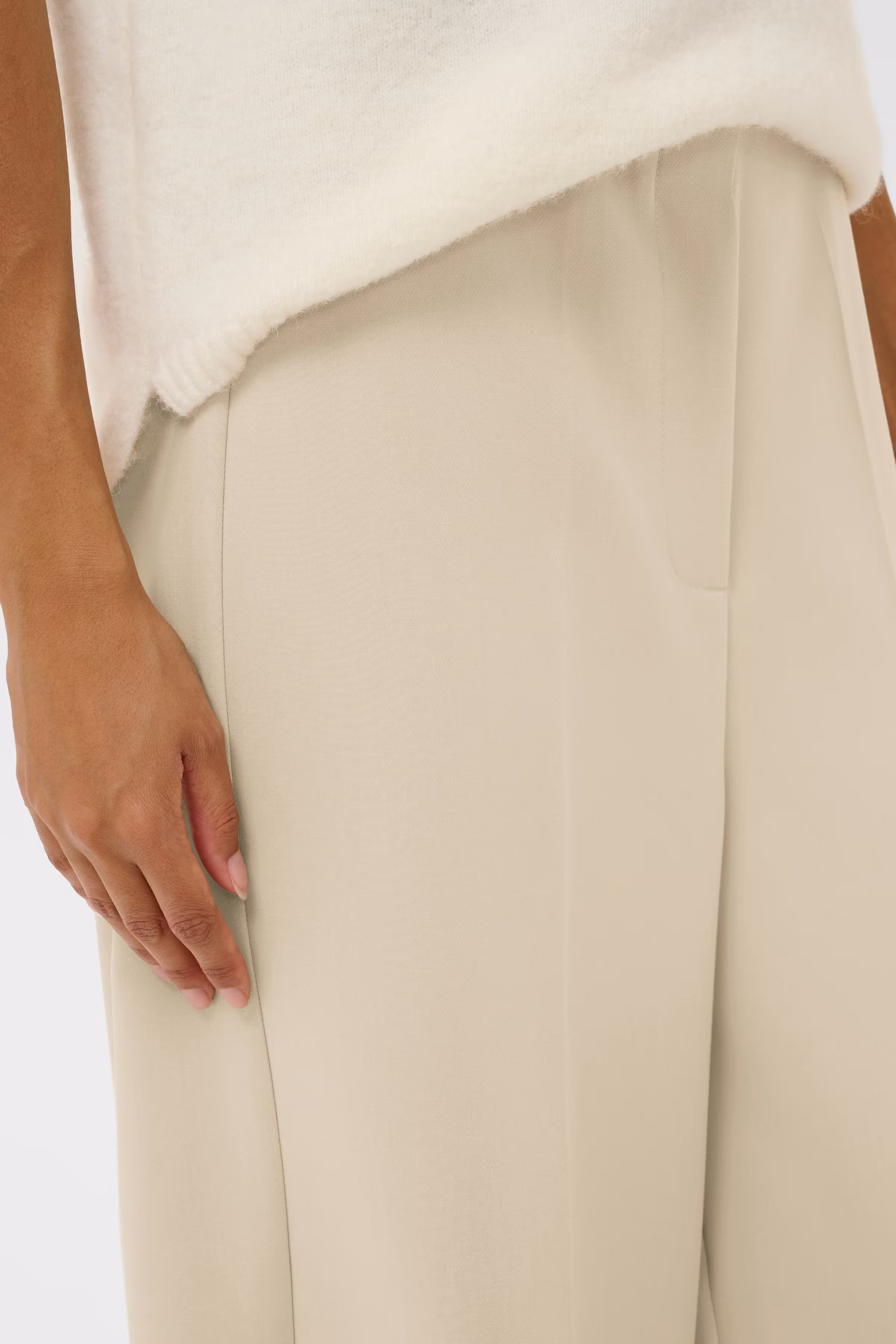 SLCorinne Cropped Trousers LOOKBOOK DETAIL 30407013-130401