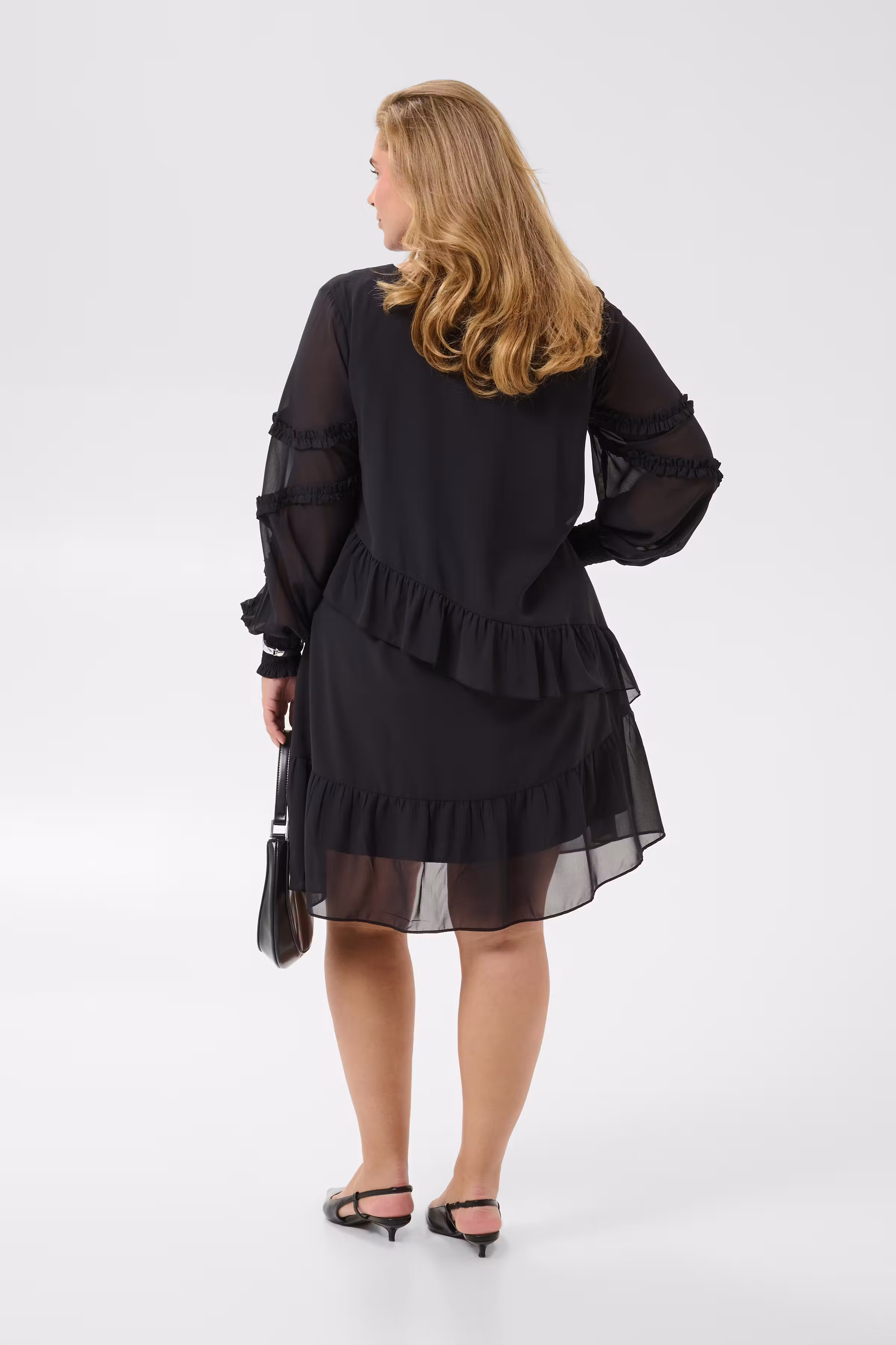 KCnaelle Kjole LOOKBOOK BACK 10584508-100121
