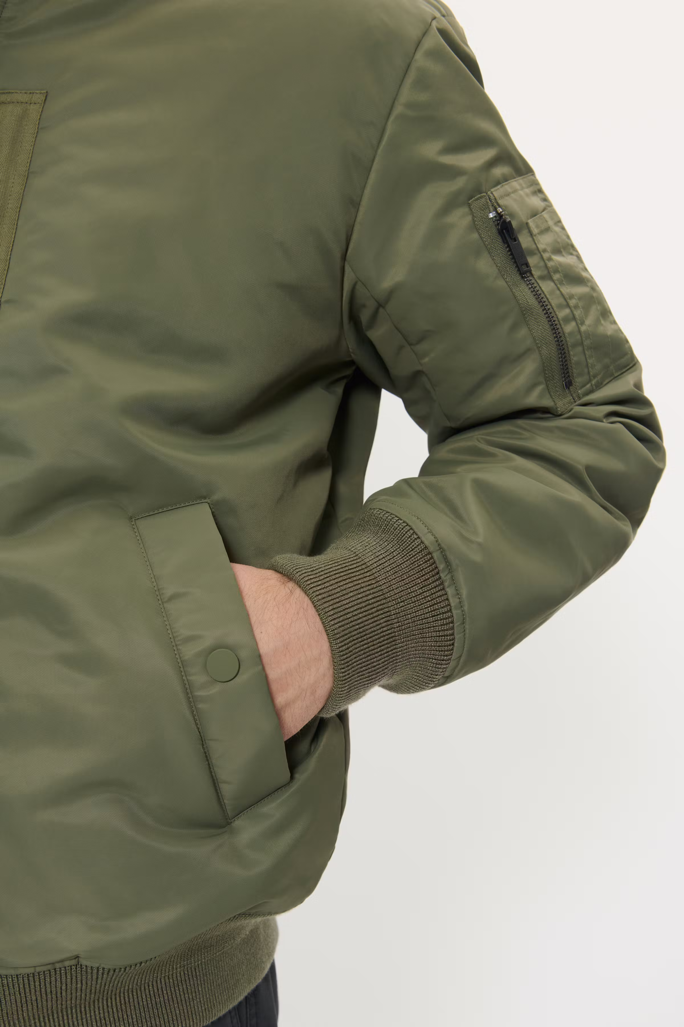 MAbatley M73 Bomberjacke LOOKBOOK DETAIL 30208862-190515