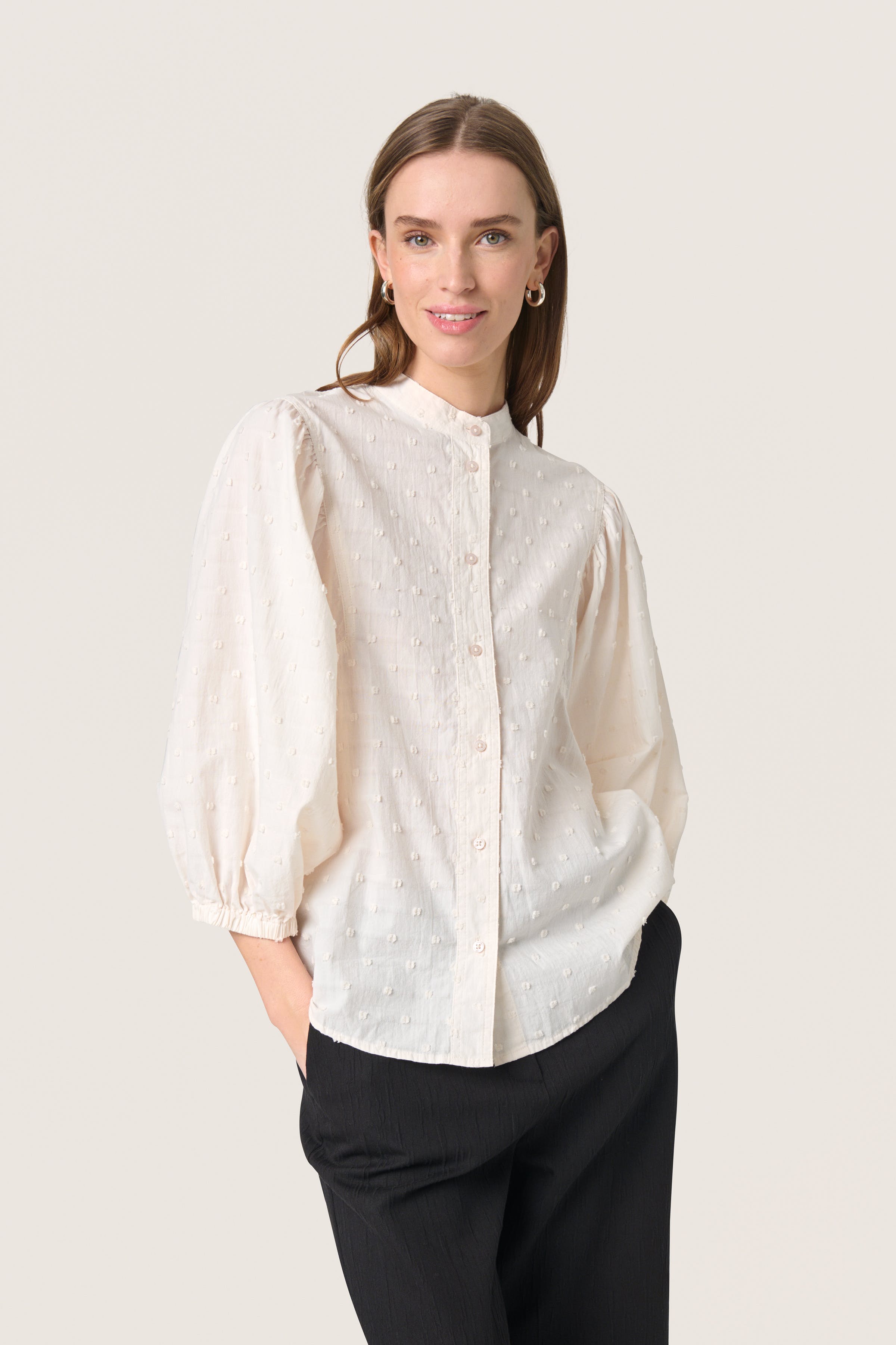 SLSunela Shirt LOOKBOOK FRONT 30408439-111001
