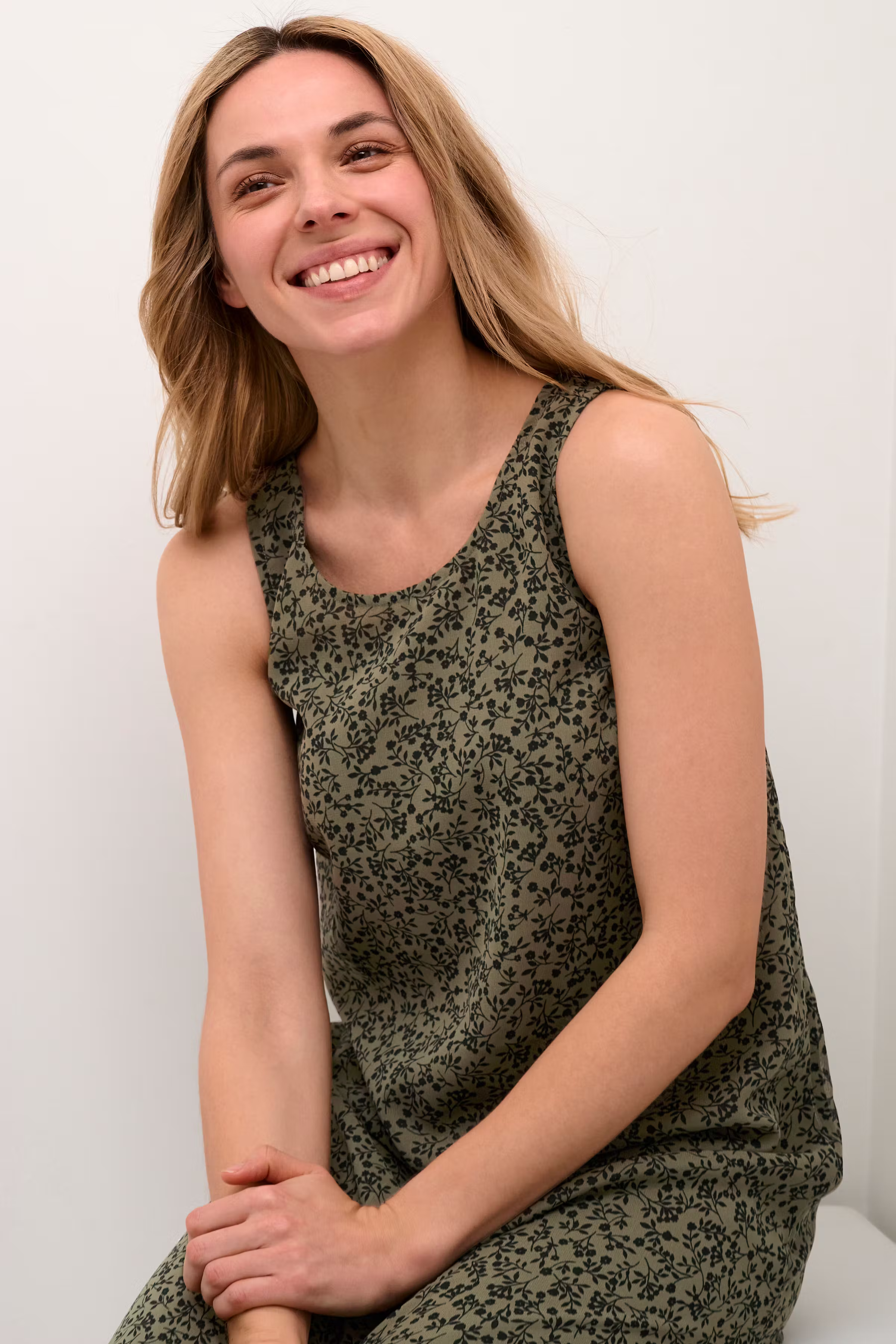 BPcajsa Kleid LOOKBOOK DETAIL 10590274-104496B