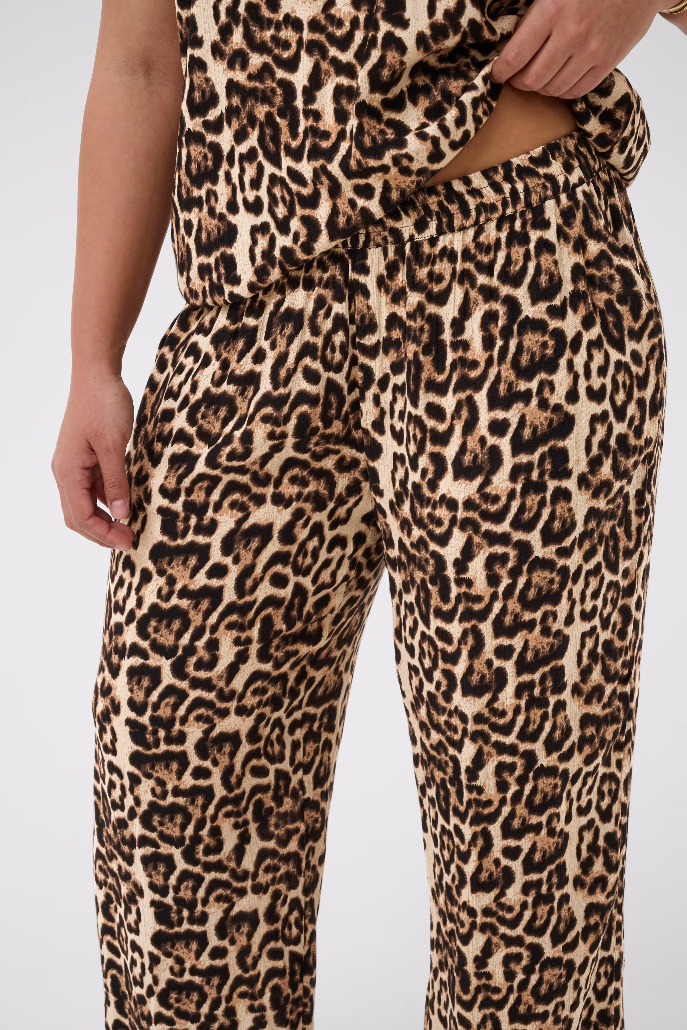 KCdala Byxor LOOKBOOK DETAIL 10582225-107281