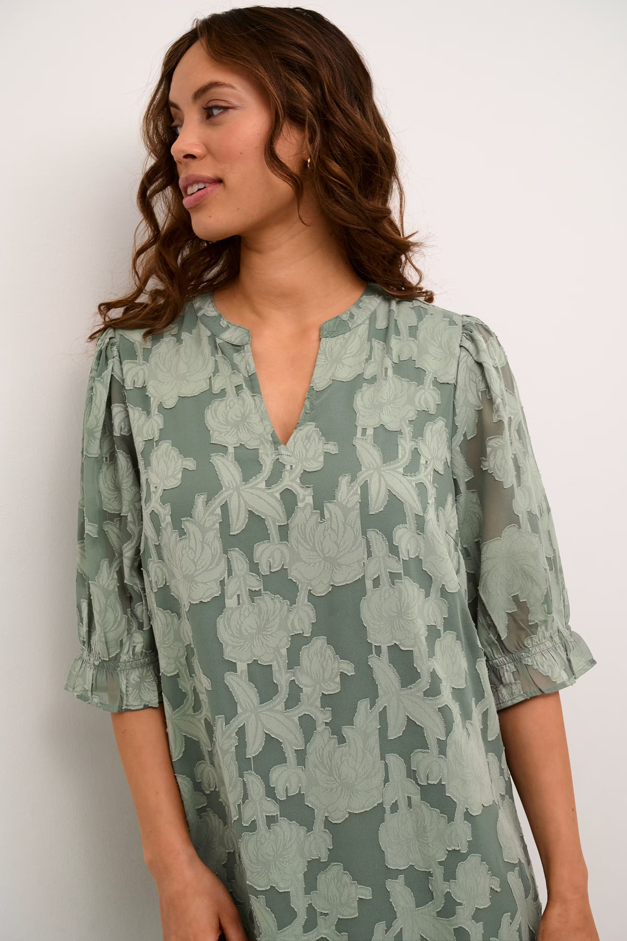 CRYana Kjole LOOKBOOK DETAIL 10613286-176009