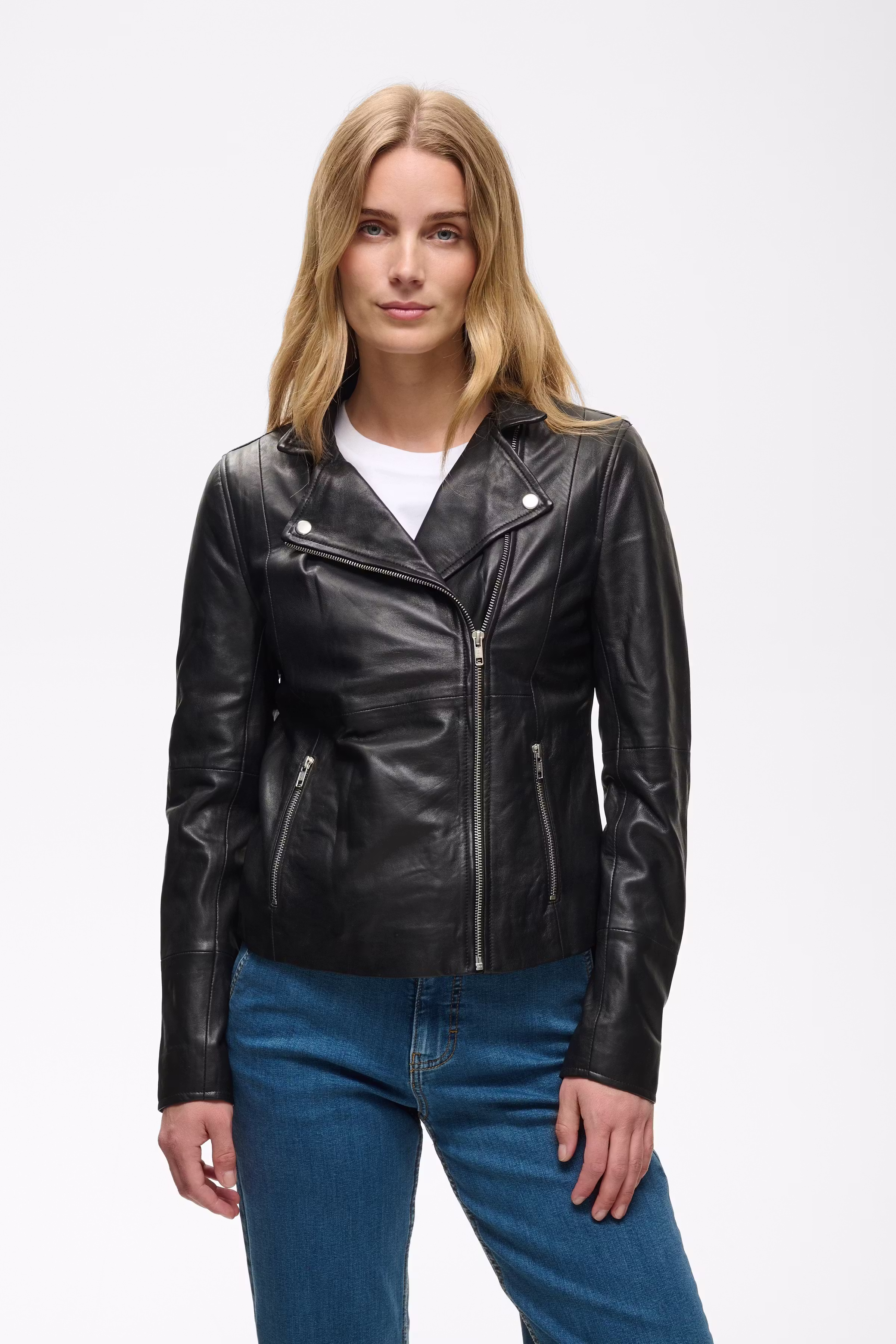FrancesPW Ytterplagg LOOKBOOK FRONT 30305718-194008