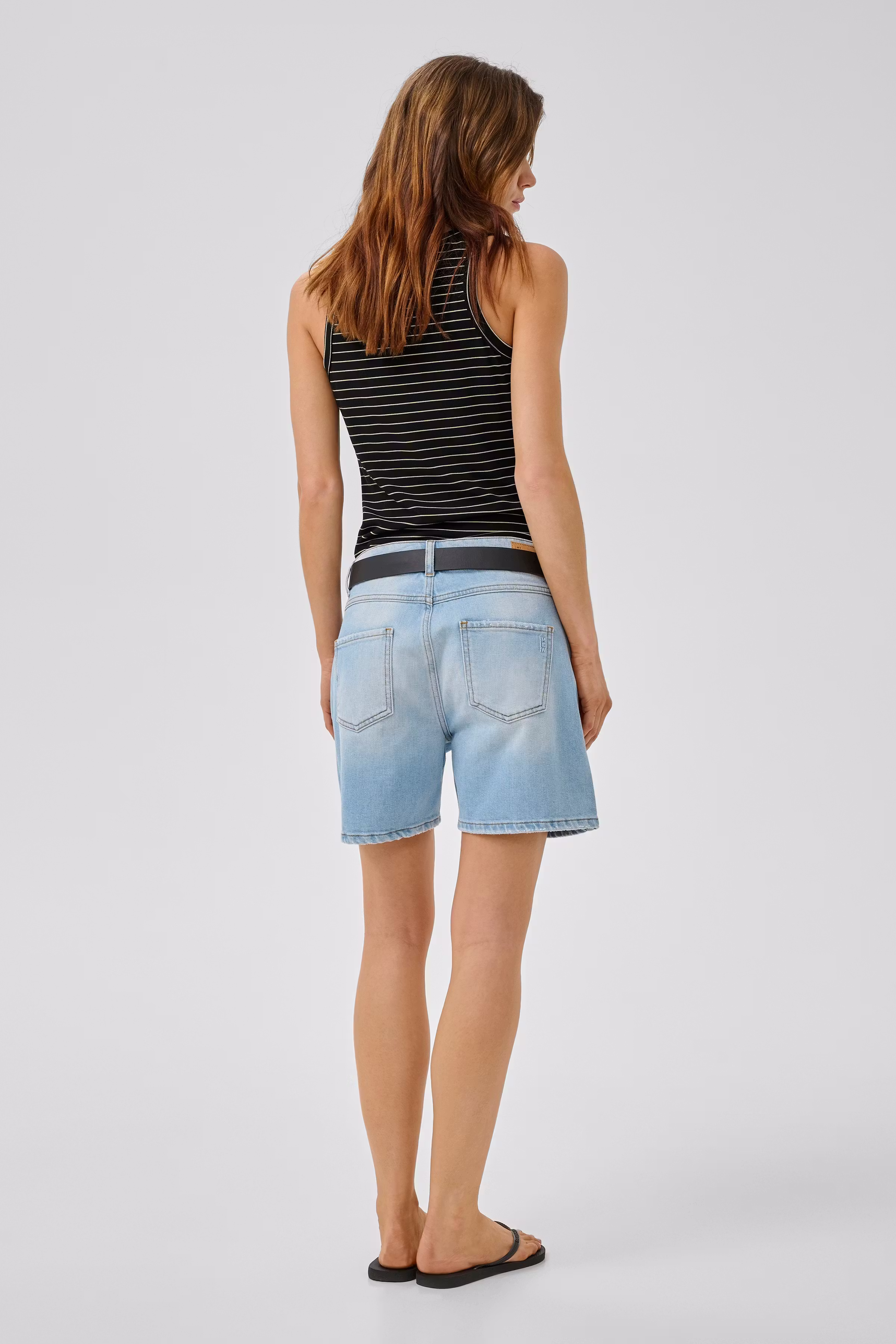 MWKallura Top LOOKBOOK BACK 10705547-109428