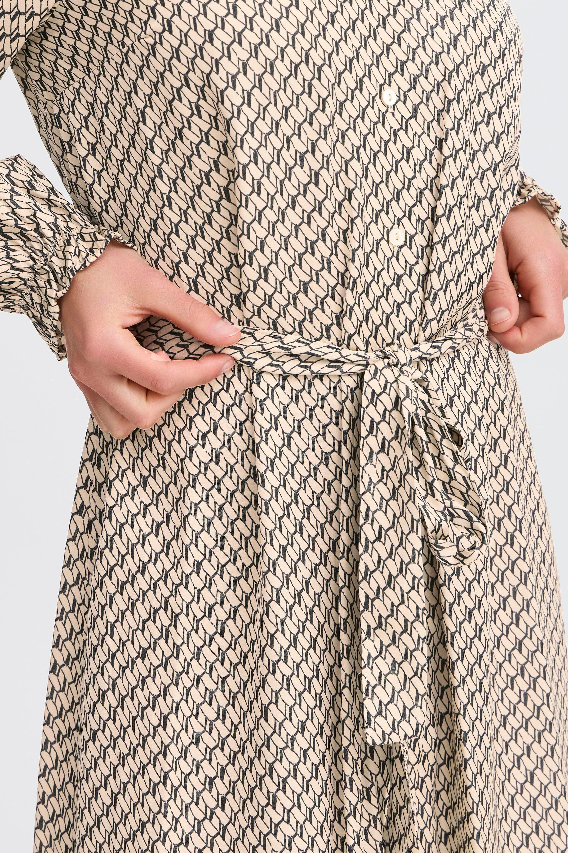 FRNATALIA Kleid LOOKBOOK DETAIL 20615996-205106