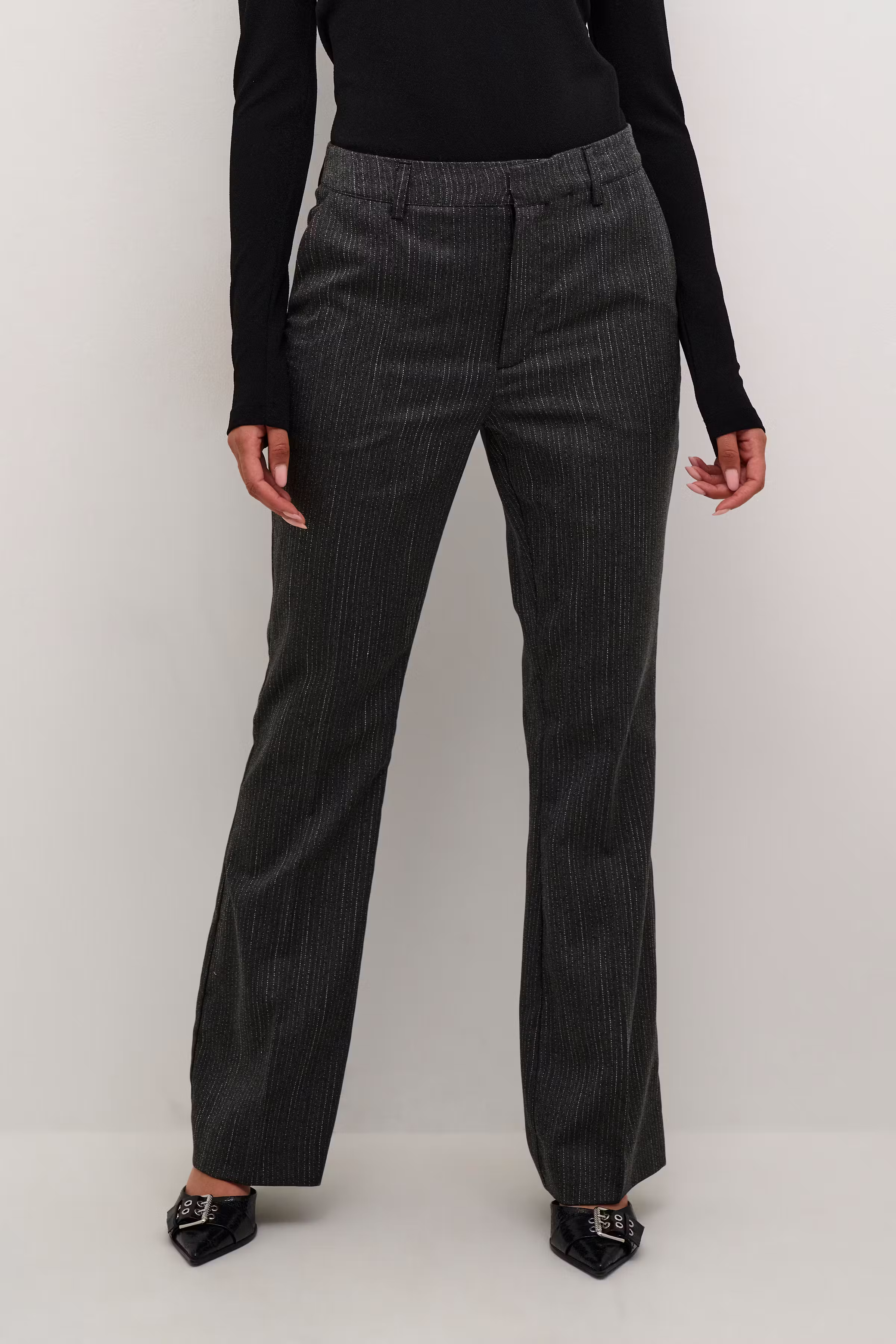 KAvilda Byxor LOOKBOOK FRONT 10509185-106584