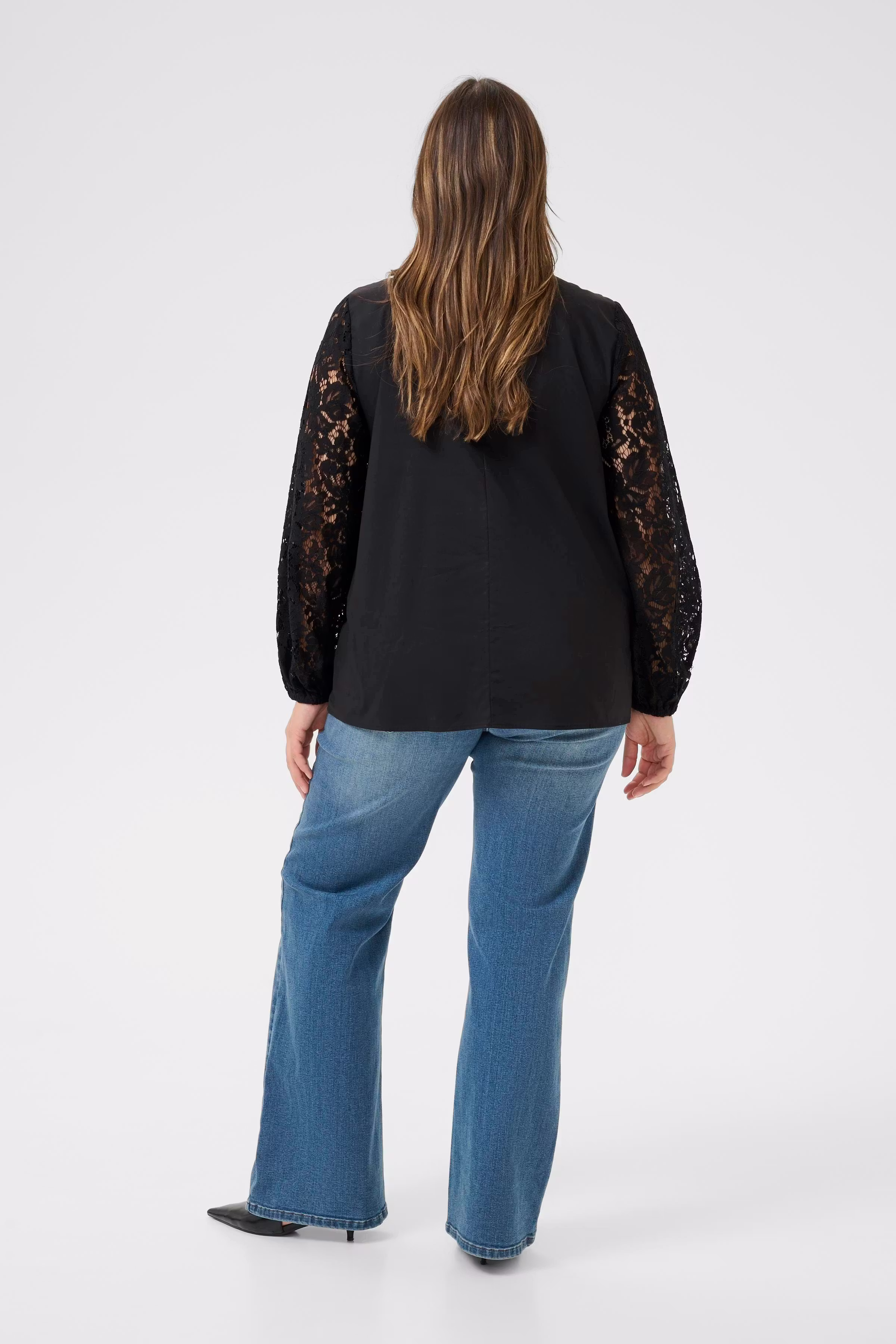 KCmynthia Blouse LOOKBOOK BACK 10583686-100121