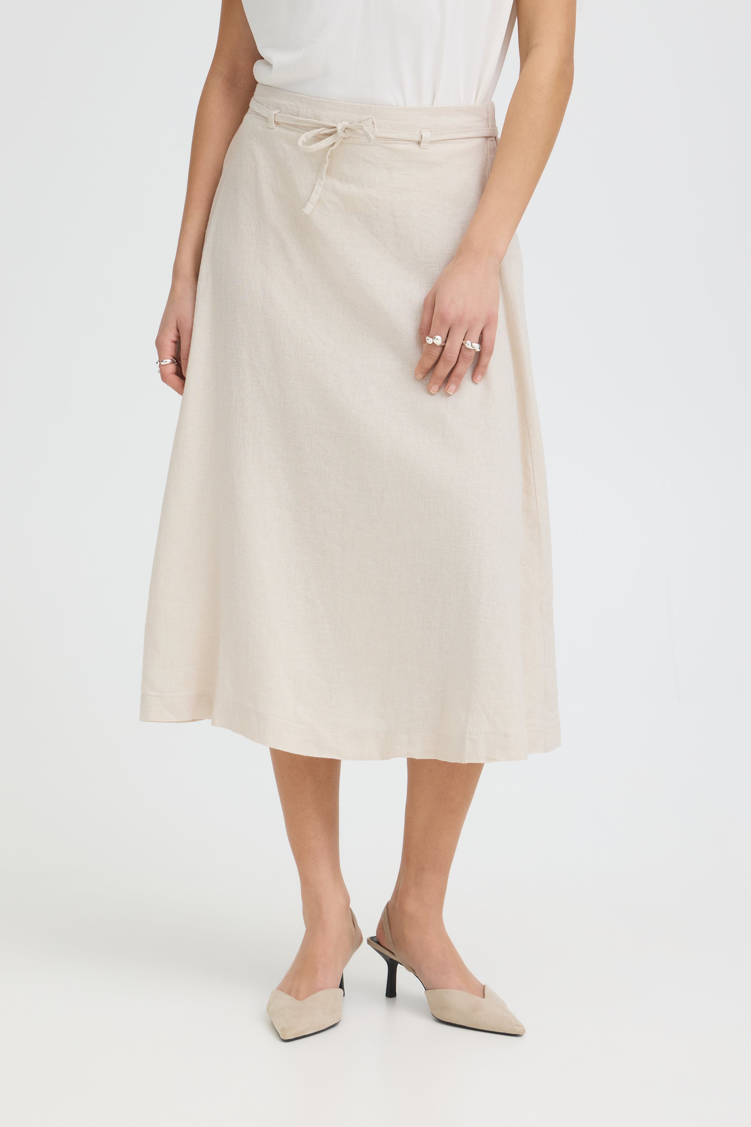 IHLINNO Skjørt LOOKBOOK FRONT 20125601-204424