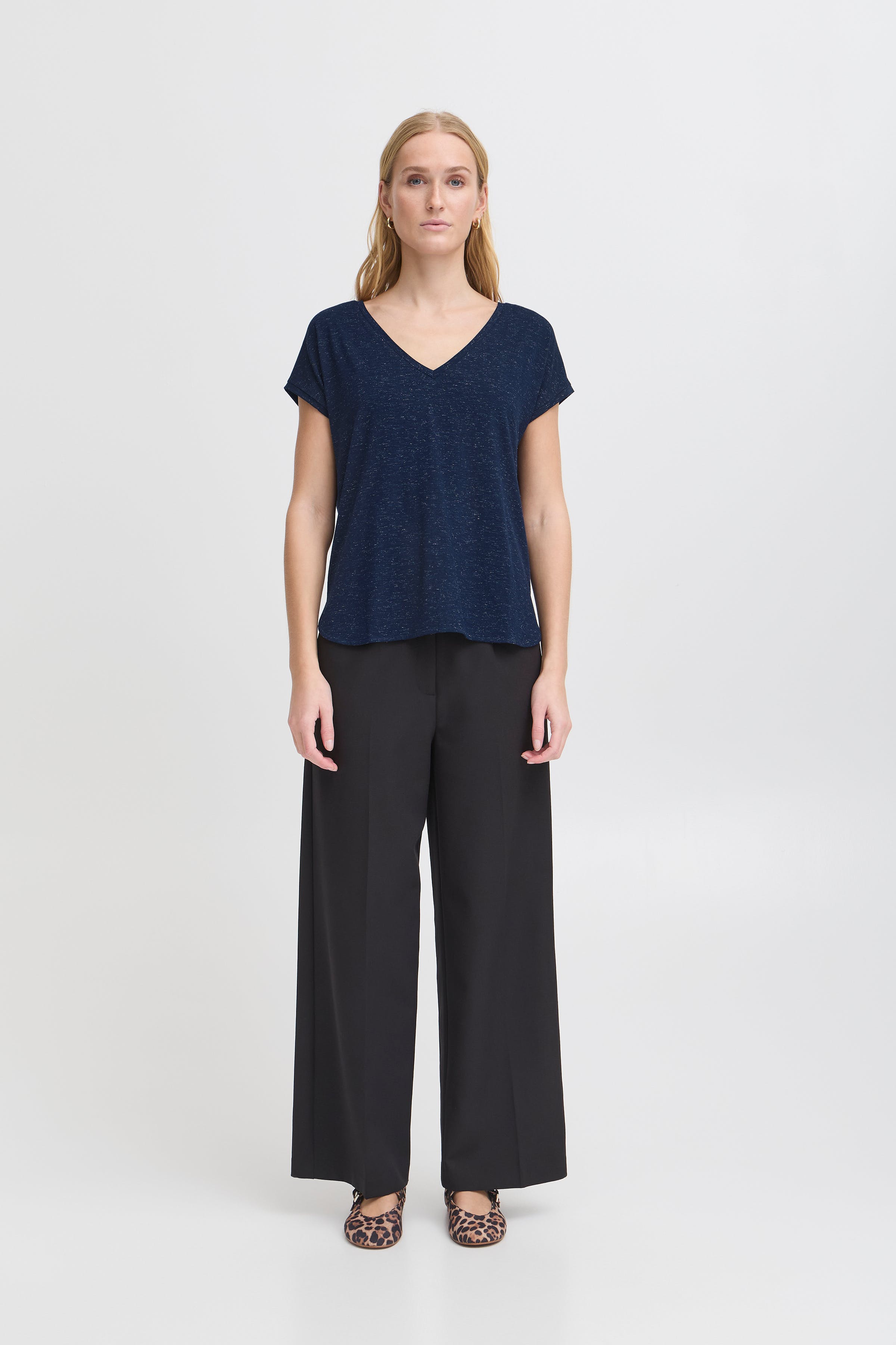 IHREBEL T-shirt LOOKBOOK FRONT 20121349-194010