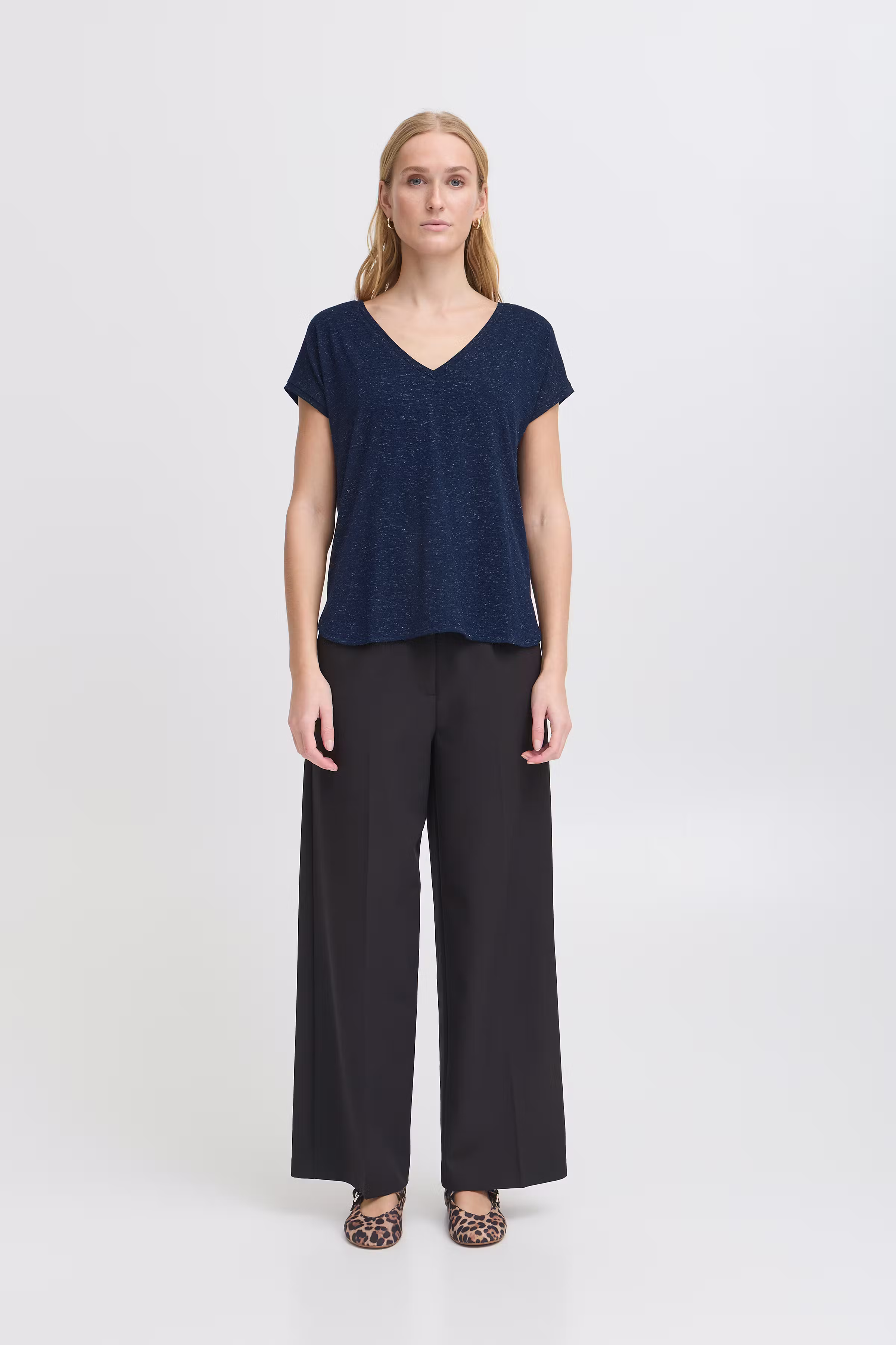 IHREBEL T-shirt LOOKBOOK FRONT 20121349-194010