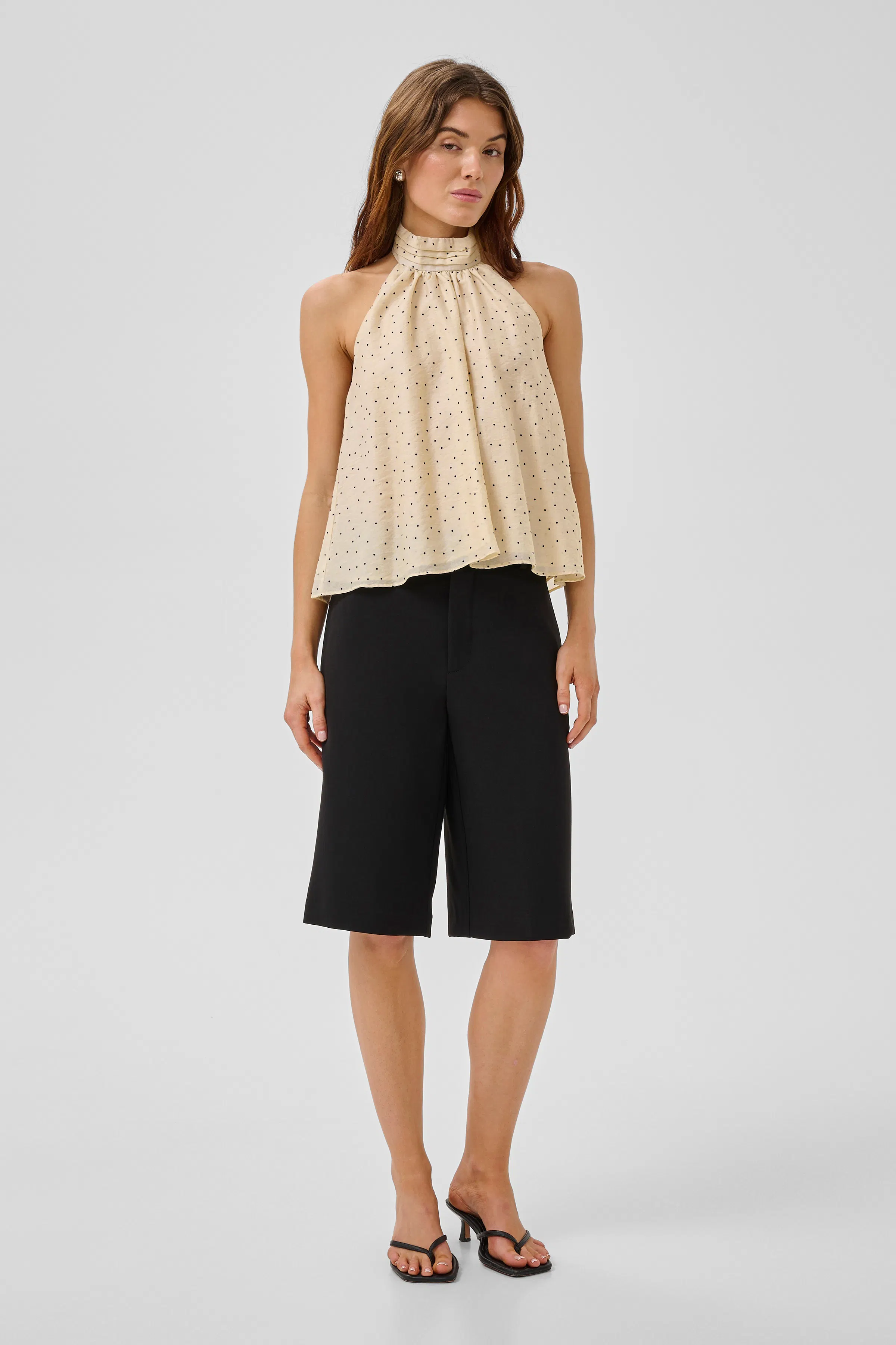 MWHally Blouse LOOKBOOK FRONT 10705612-109613