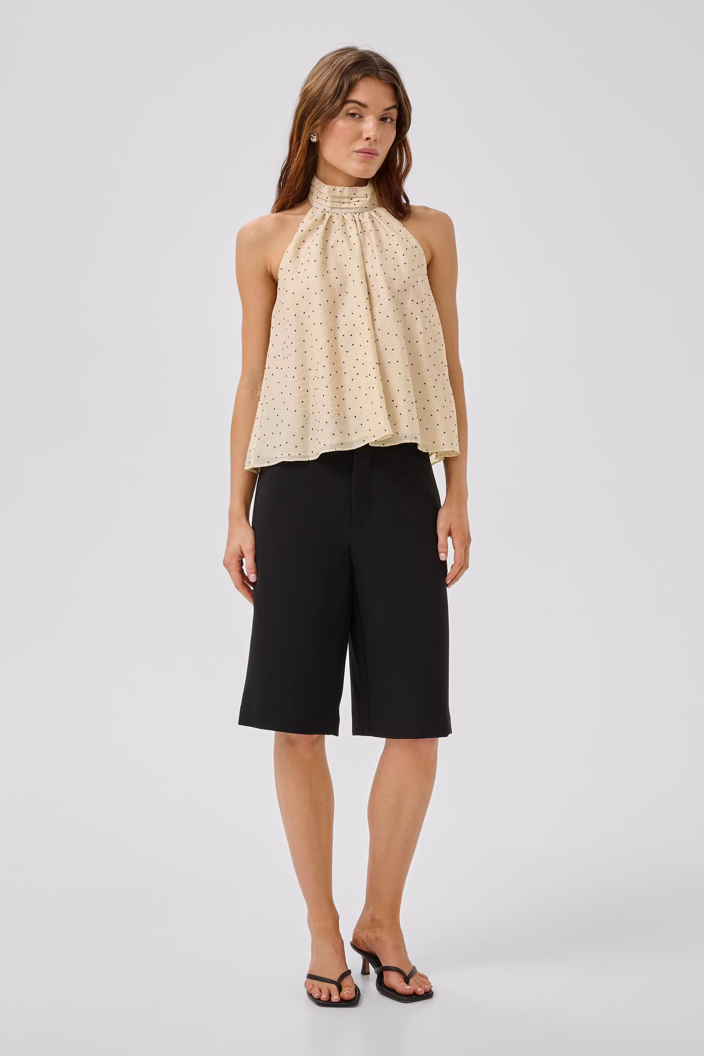 MWHally Blouse LOOKBOOK FRONT 10705612-109613