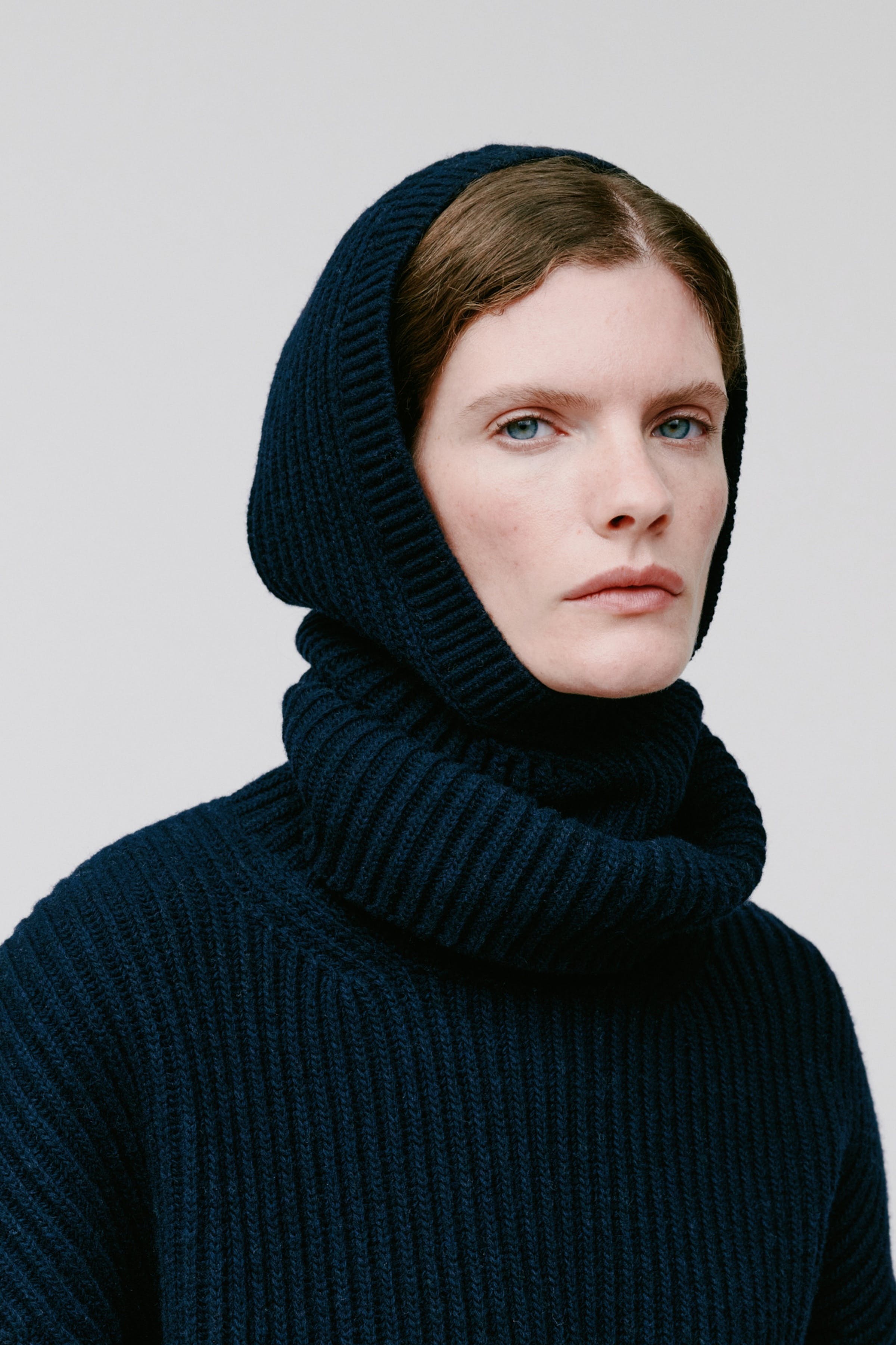 IOANNIE LEE BALACLAVA LOOKBOOK FRONT 30600717-BL900