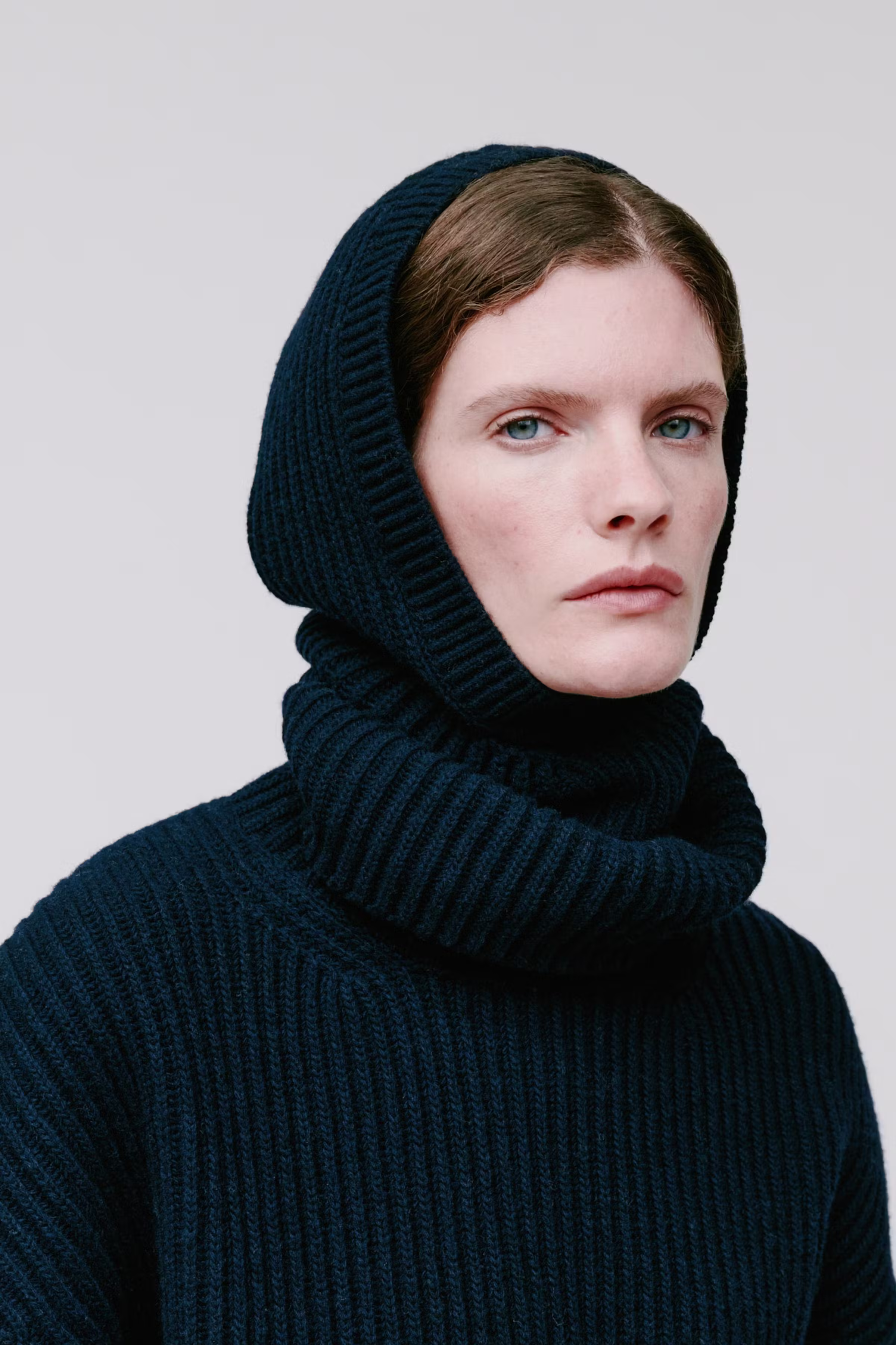 IOANNIE LEE BALACLAVA LOOKBOOK FRONT 30600717-BL900