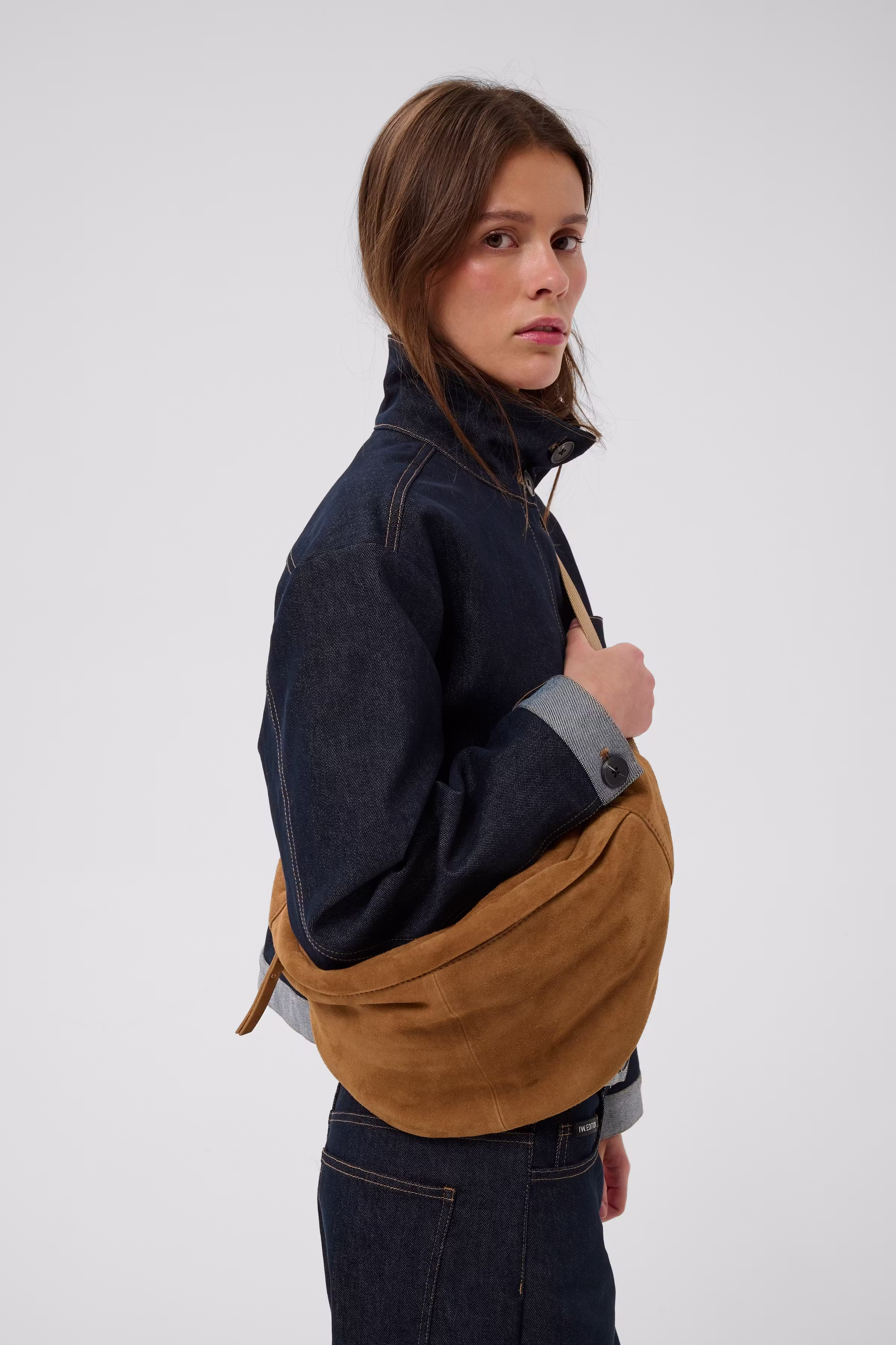 RASIDAIW SUEDE BUMBAG Tasche LOOKBOOK DETAIL 30112466-171327
