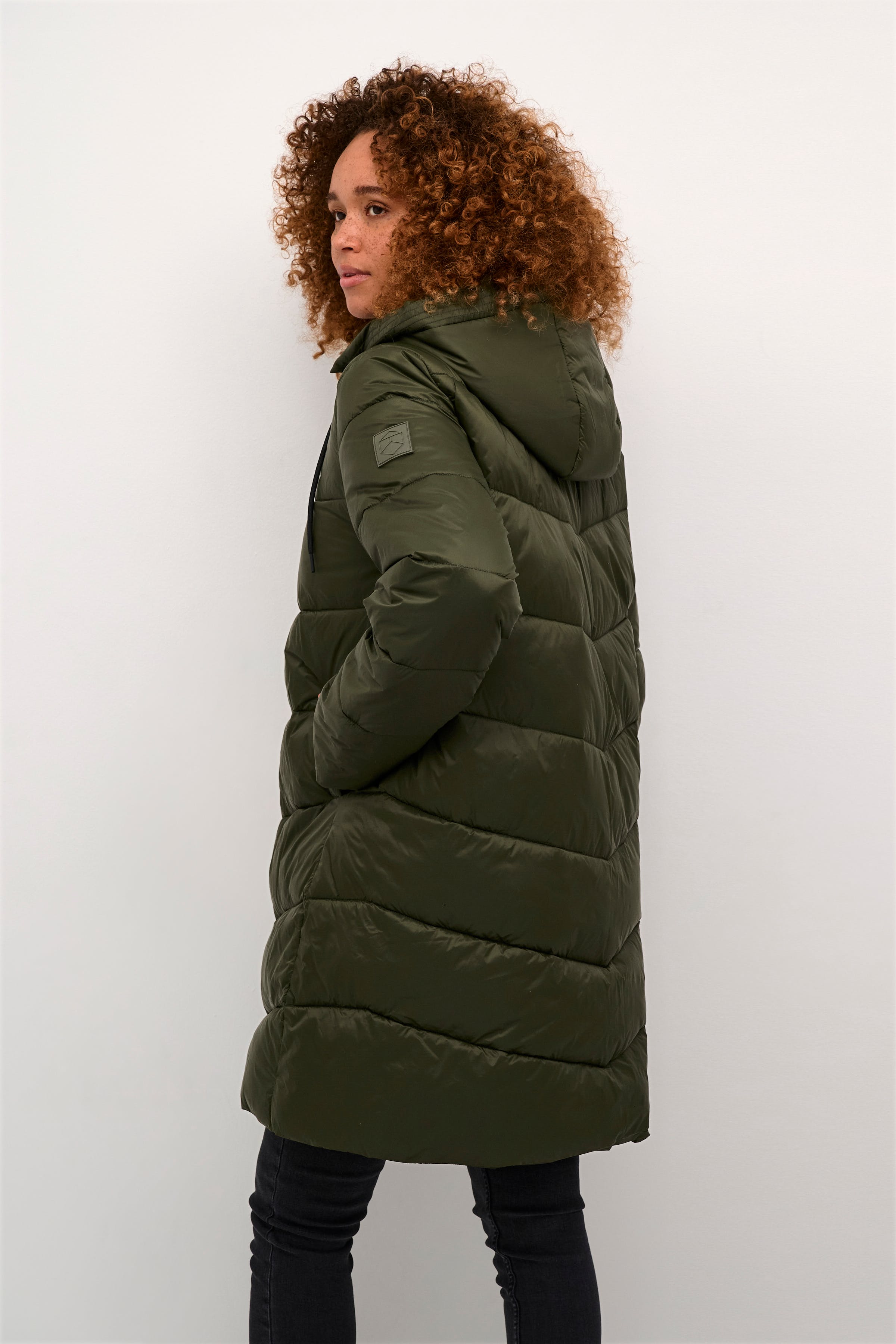 KAsusanne Mantel LOOKBOOK BACK 10508810-190414