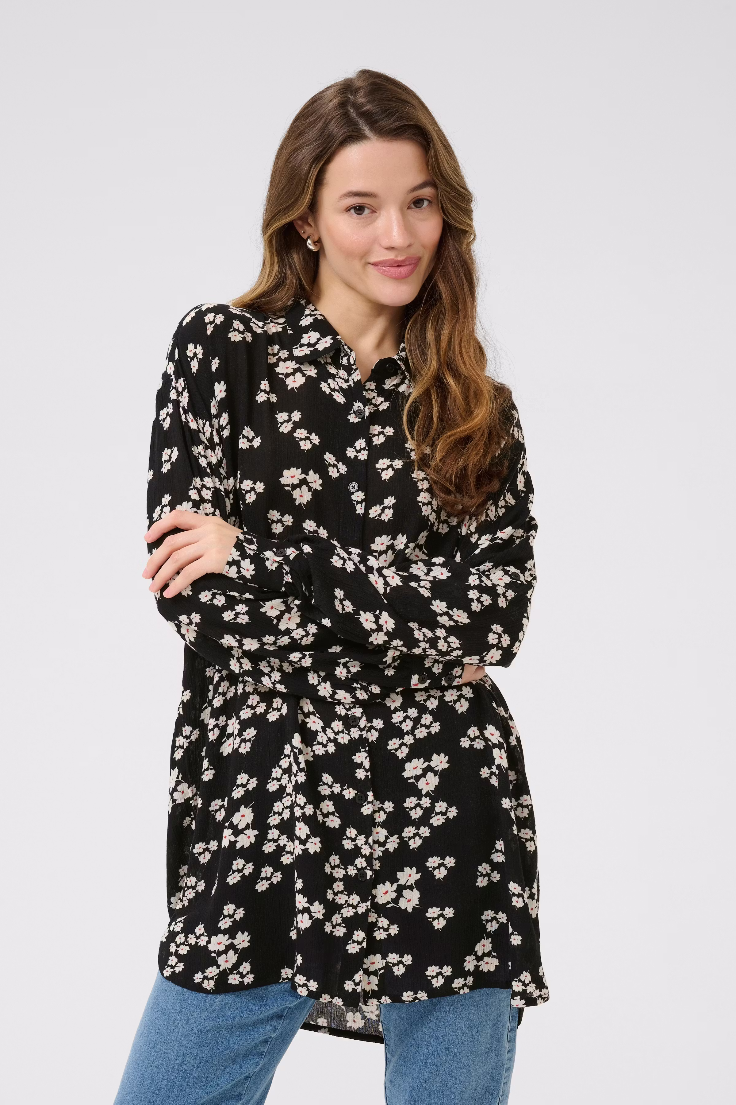 KAthora Skjorte LOOKBOOK FRONT 10510035-107561