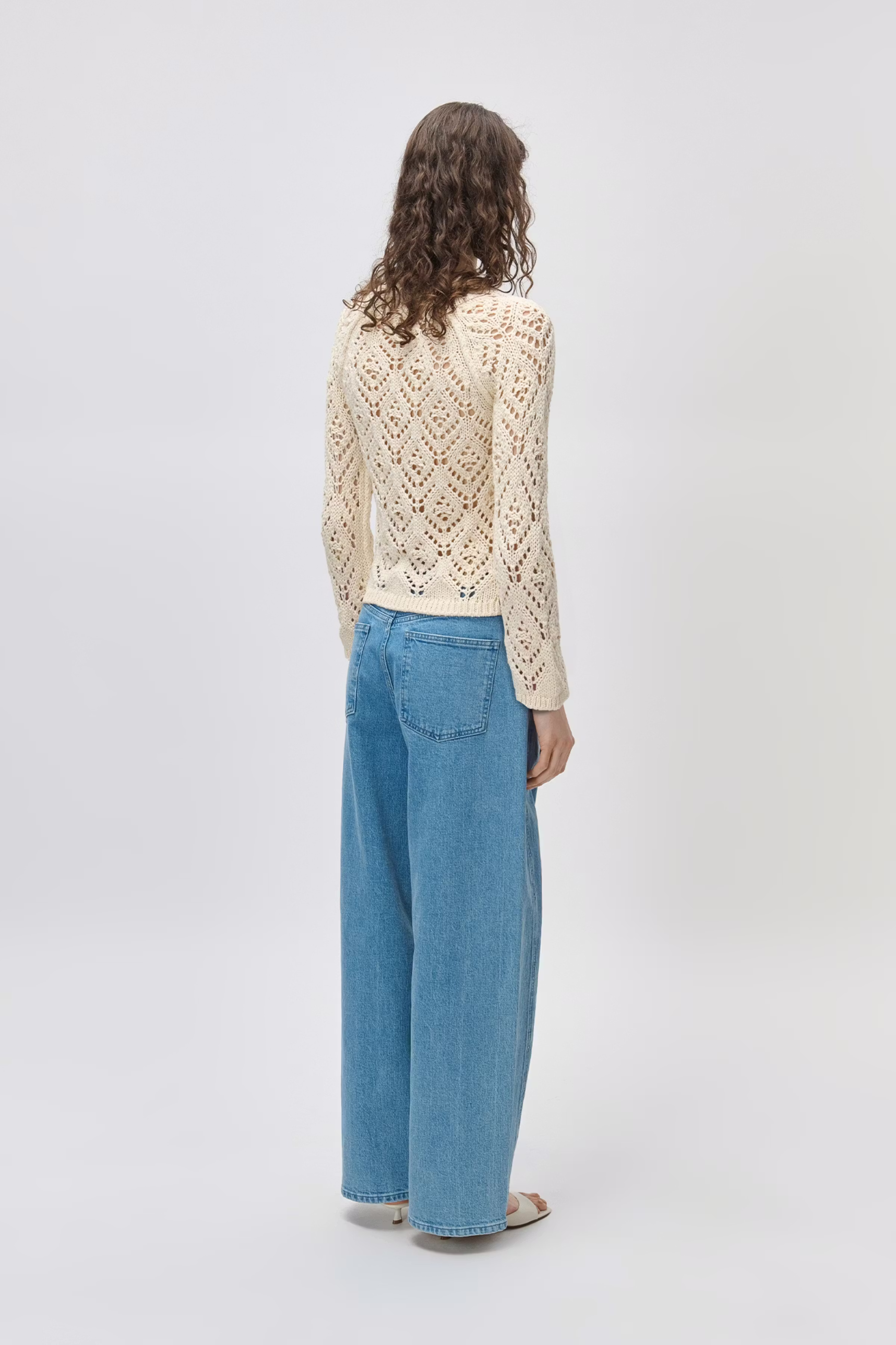 FIBY Pullover LOOKBOOK BACK 30600605-WH022