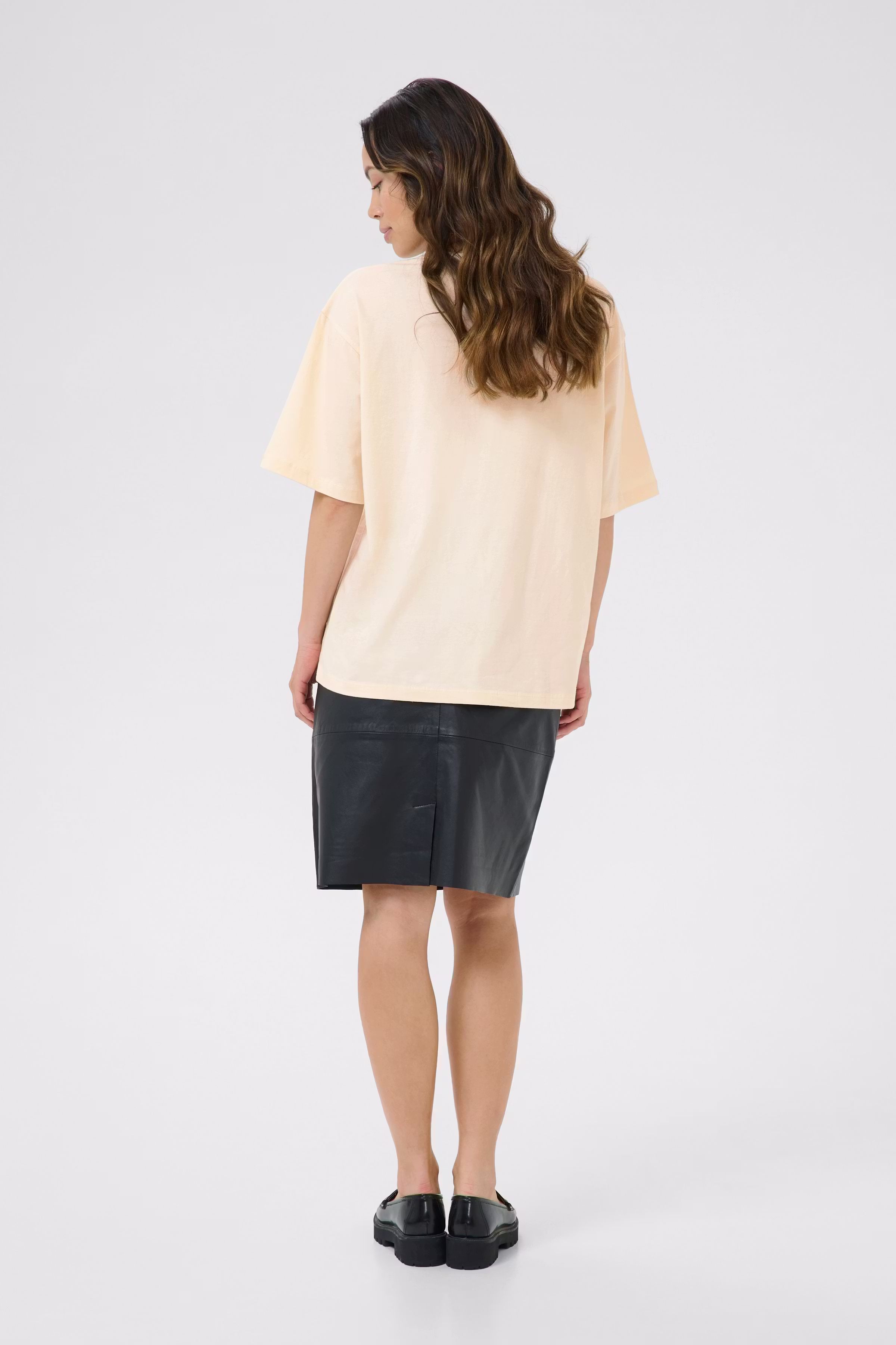 CUreem T-shirt LOOKBOOK BACK 50111536-120304