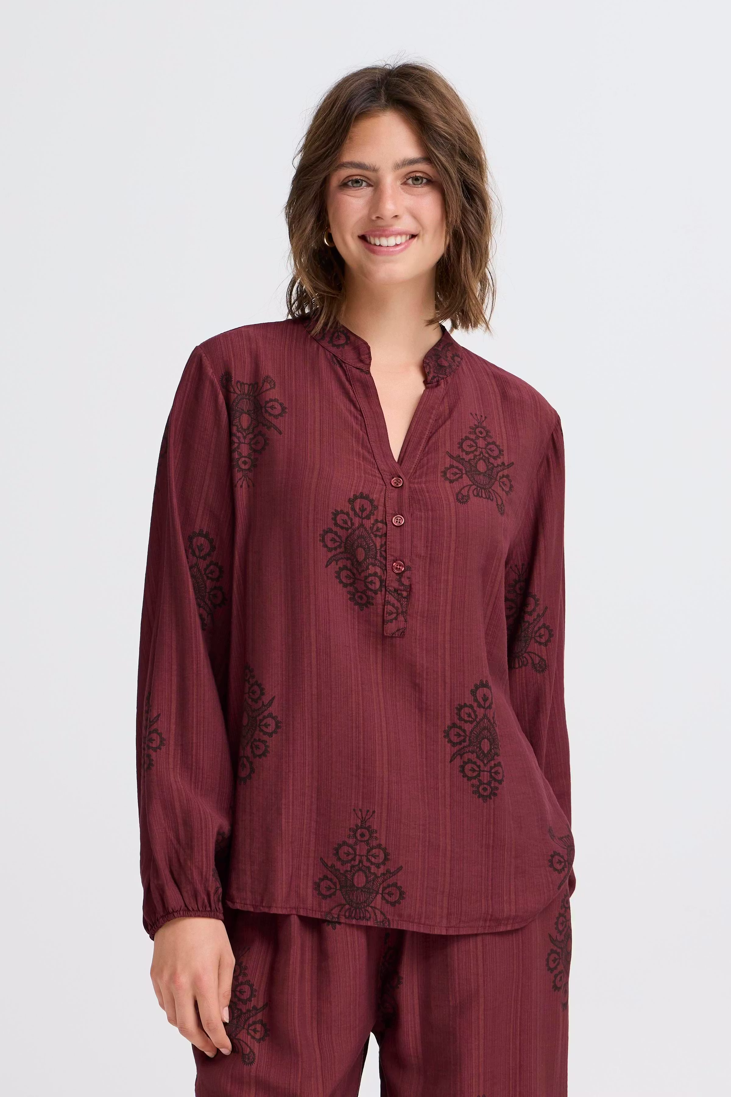 FRDEBORA Bluse LOOKBOOK FRONT 20616429-205751