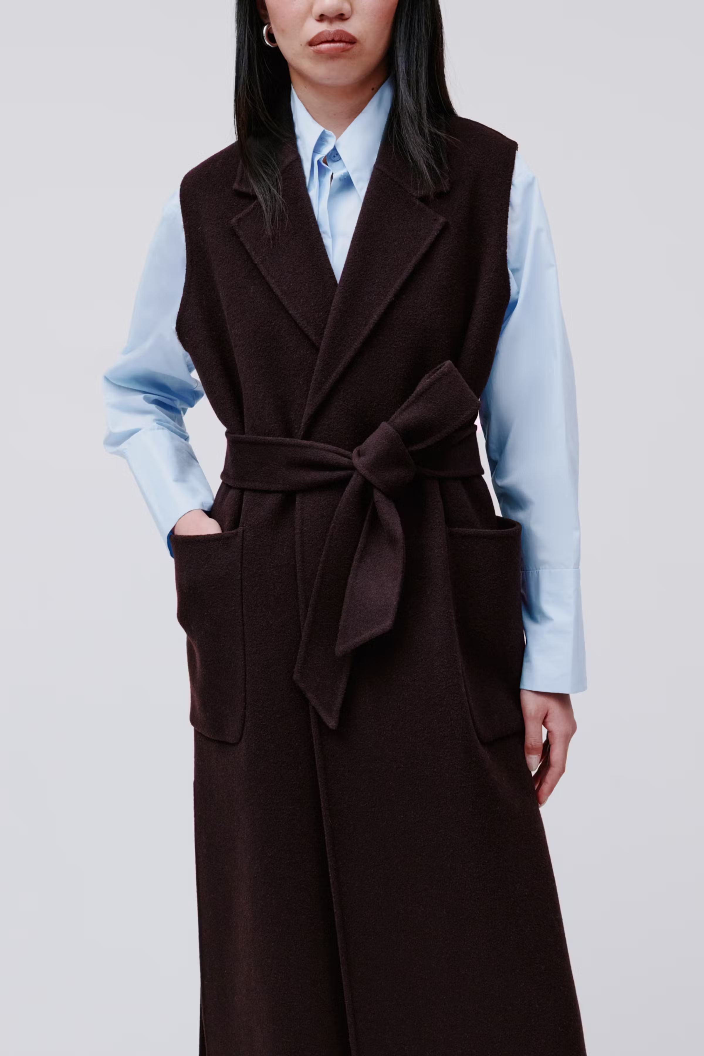 IOCLARISSA Mantel LOOKBOOK FRONT 30600177-BR291