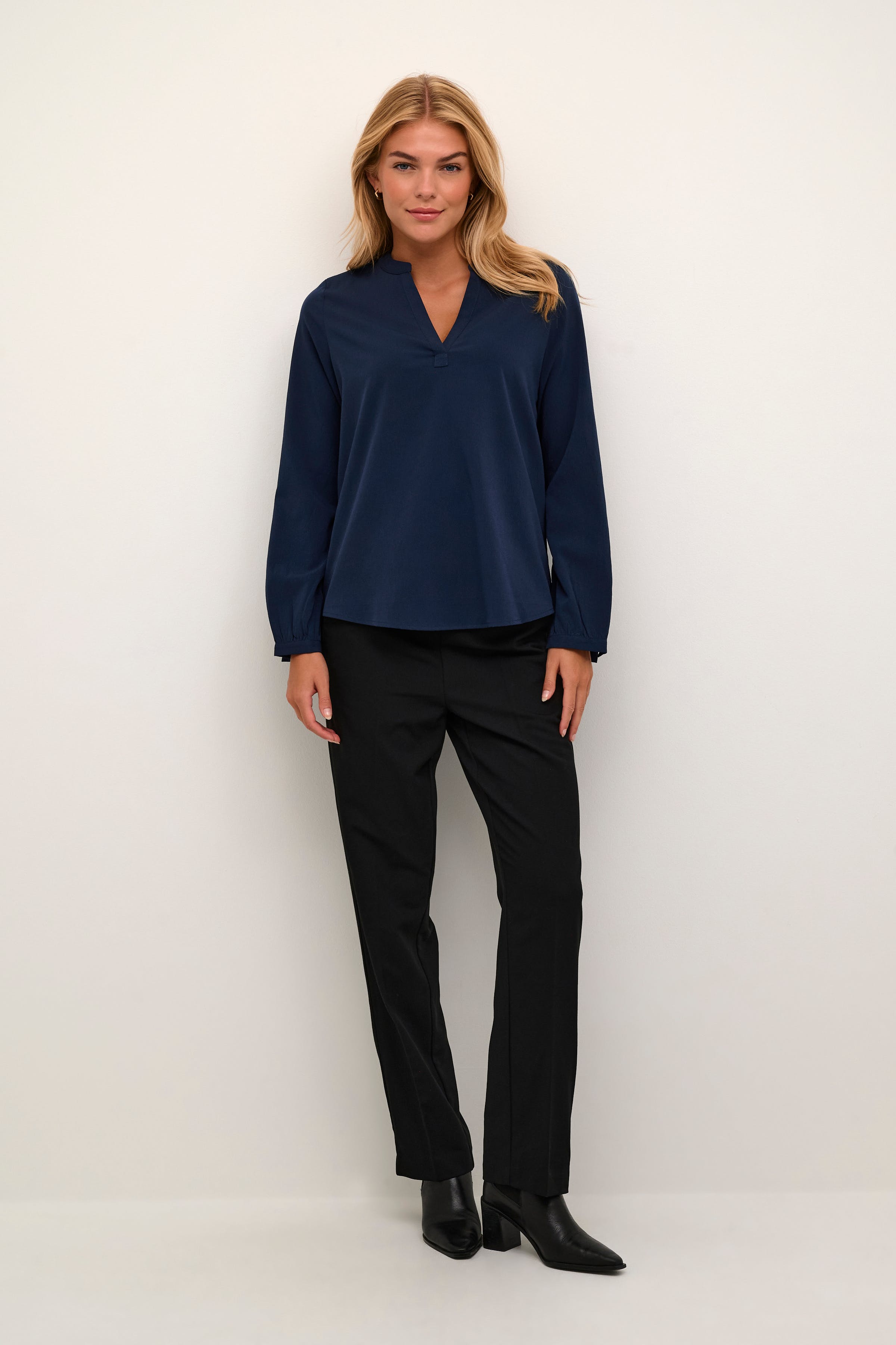 KAjanne Blouse LOOKBOOK FRONT 10508508-194020