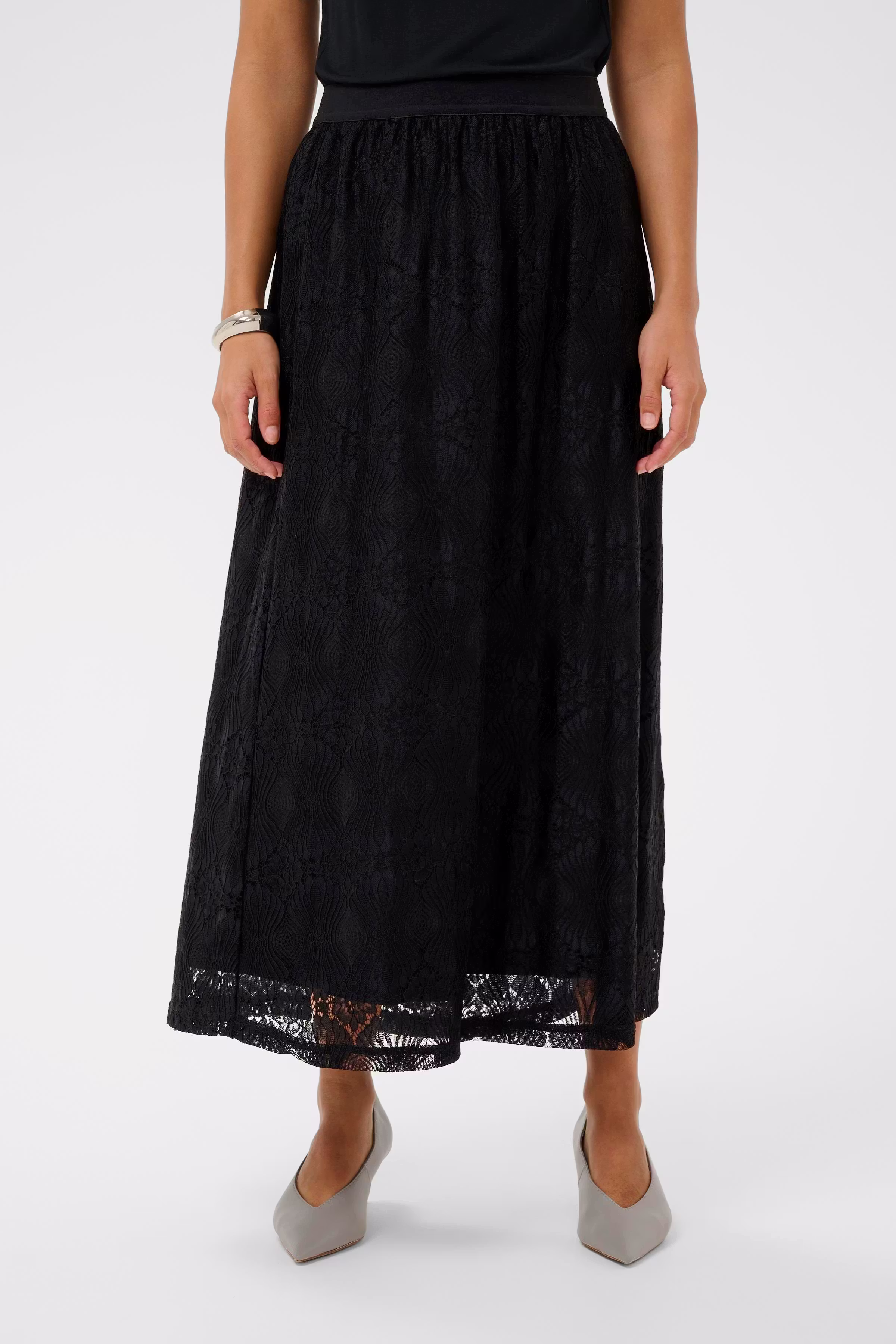 CUmilana Kantrok LOOKBOOK FRONT 50113329-500012