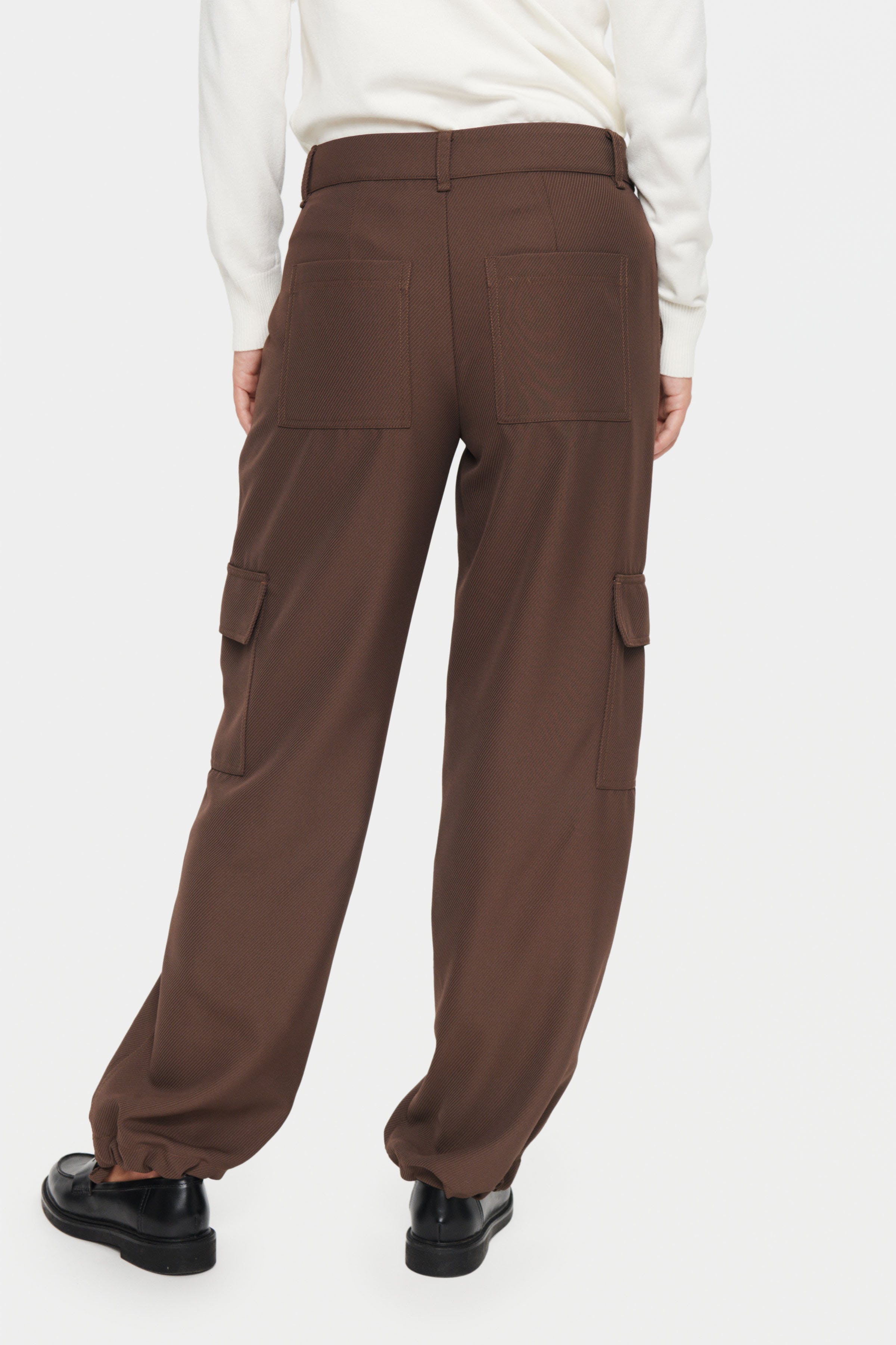 CeezaSZ Trousers LOOKBOOK BACK 30513008-190912
